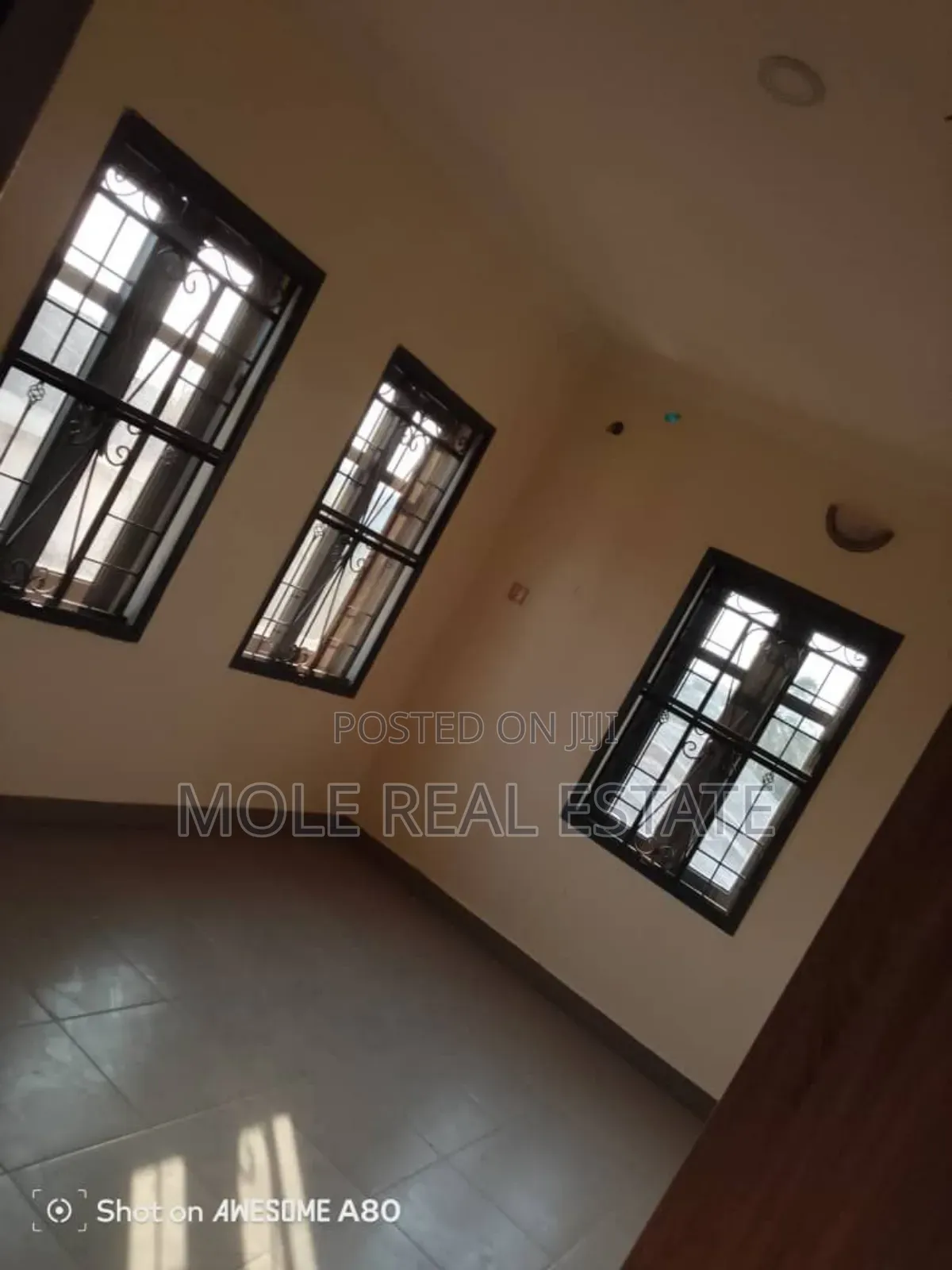 Furnished 2bdrm Block of Flats in Sabo Ayobo for sale