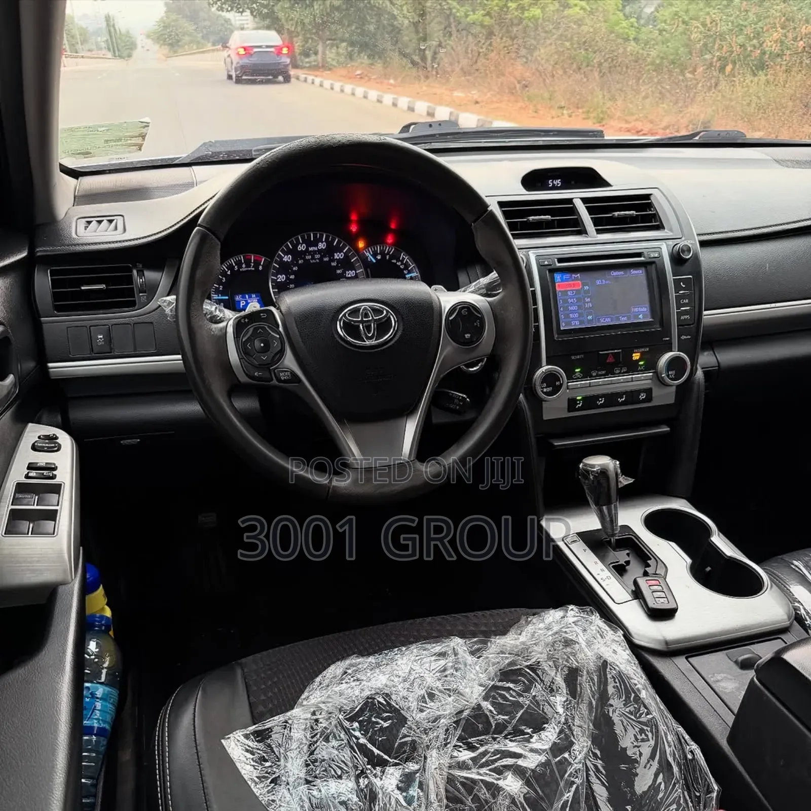 Toyota Camry SE Sport 4dr Sedan (2.5L 4cyl 6A) 2014 Silver