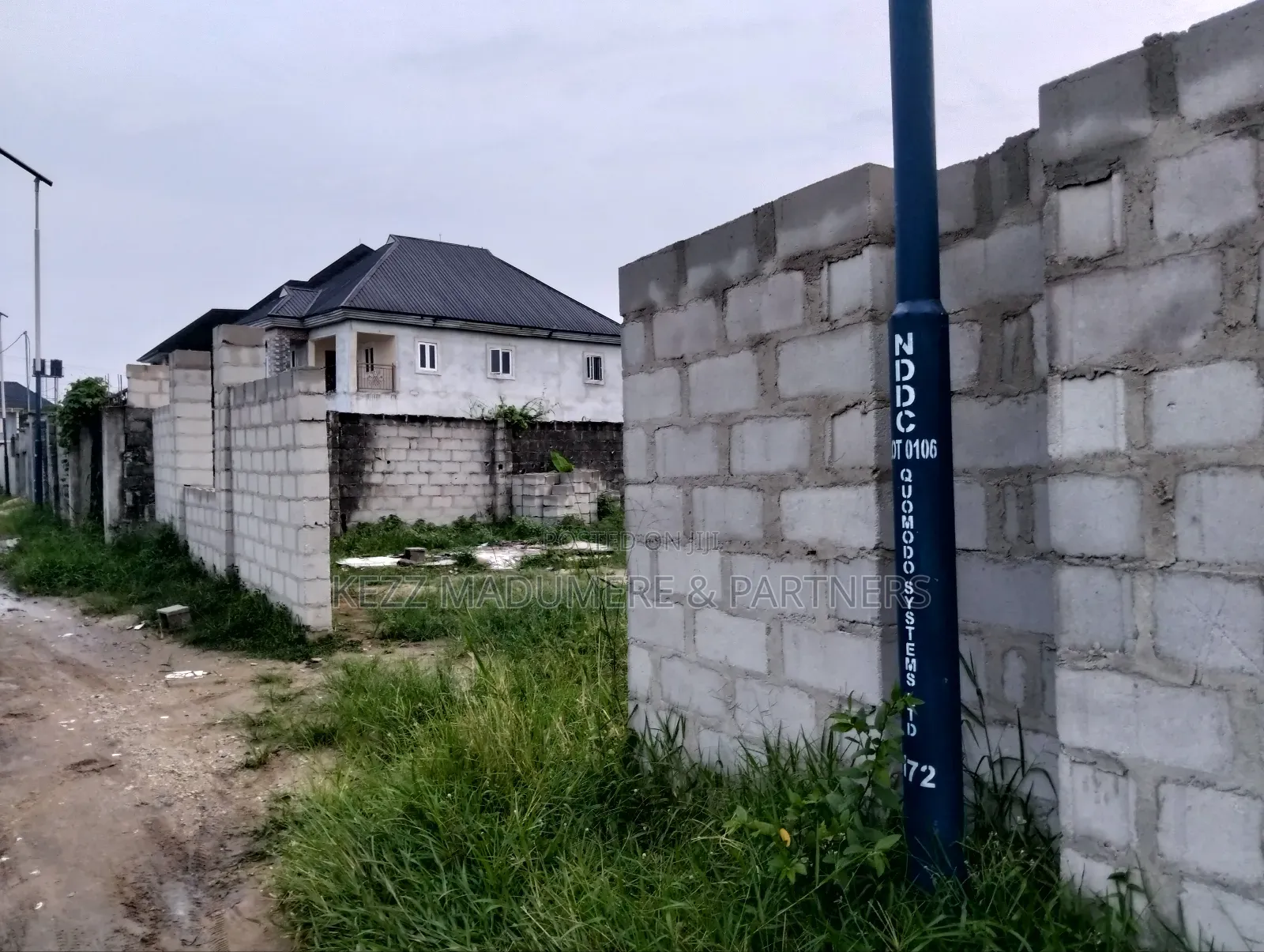 For Sale : One and Half (11⁄2) at Cedarwood Estate Sars Road