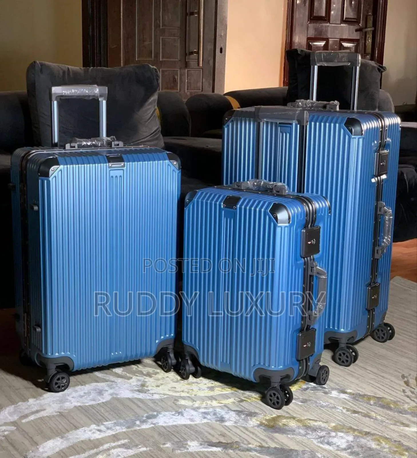 Luxury Set of Traveling Box