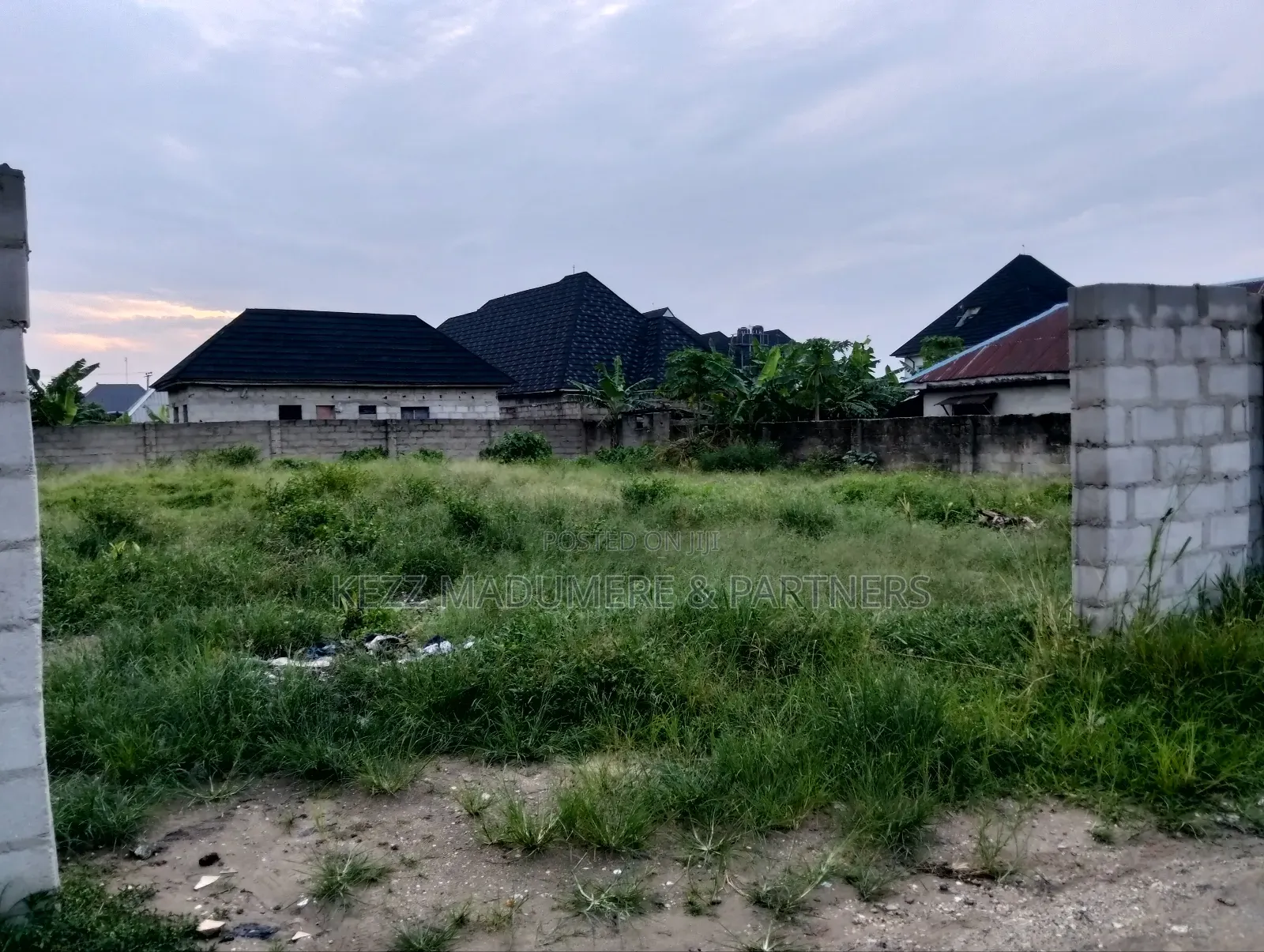 For Sale : One and Half (11⁄2) at Cedarwood Estate Sars Road
