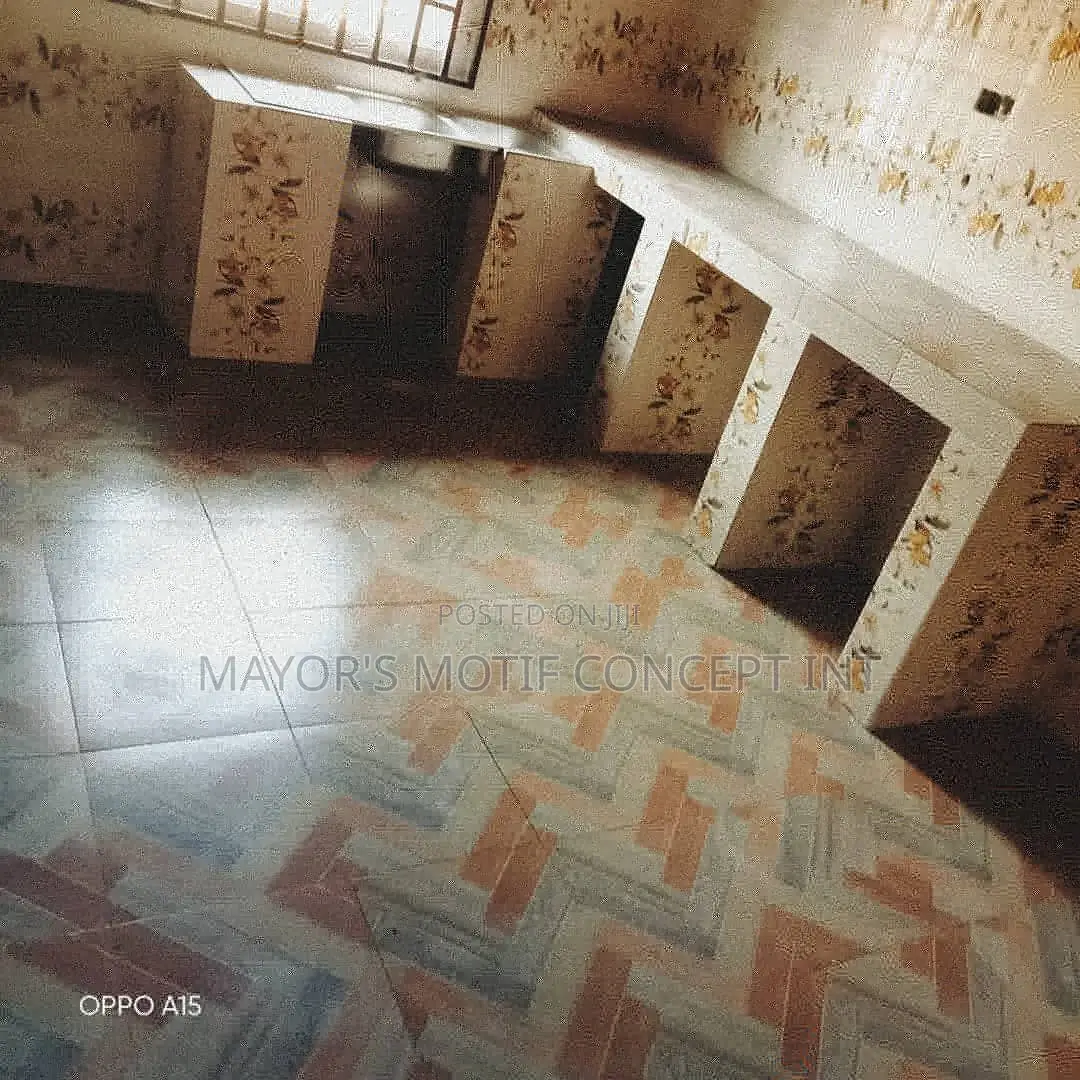 Kitchen Tiling Work