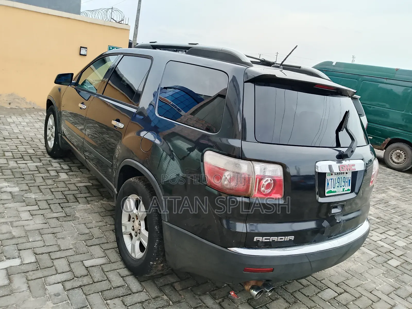 GMC Acadia SL AWD 2010 Black