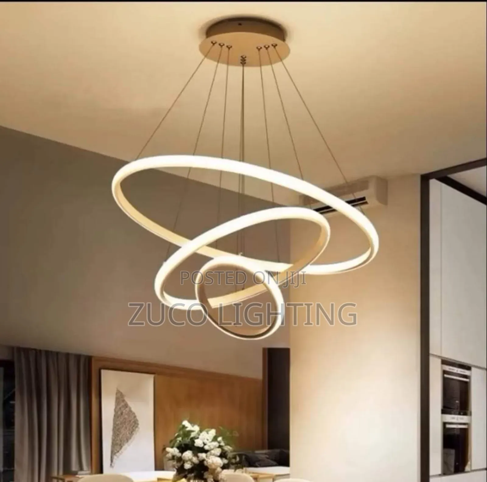 Model Led Creative Luxury Chandelier