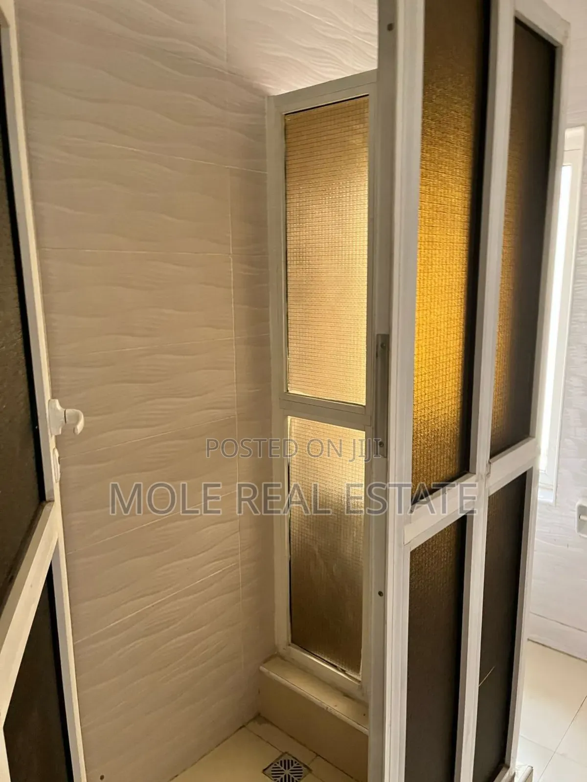 Hotel Off Toyin Ikeja With Pool Funtional 24 Room