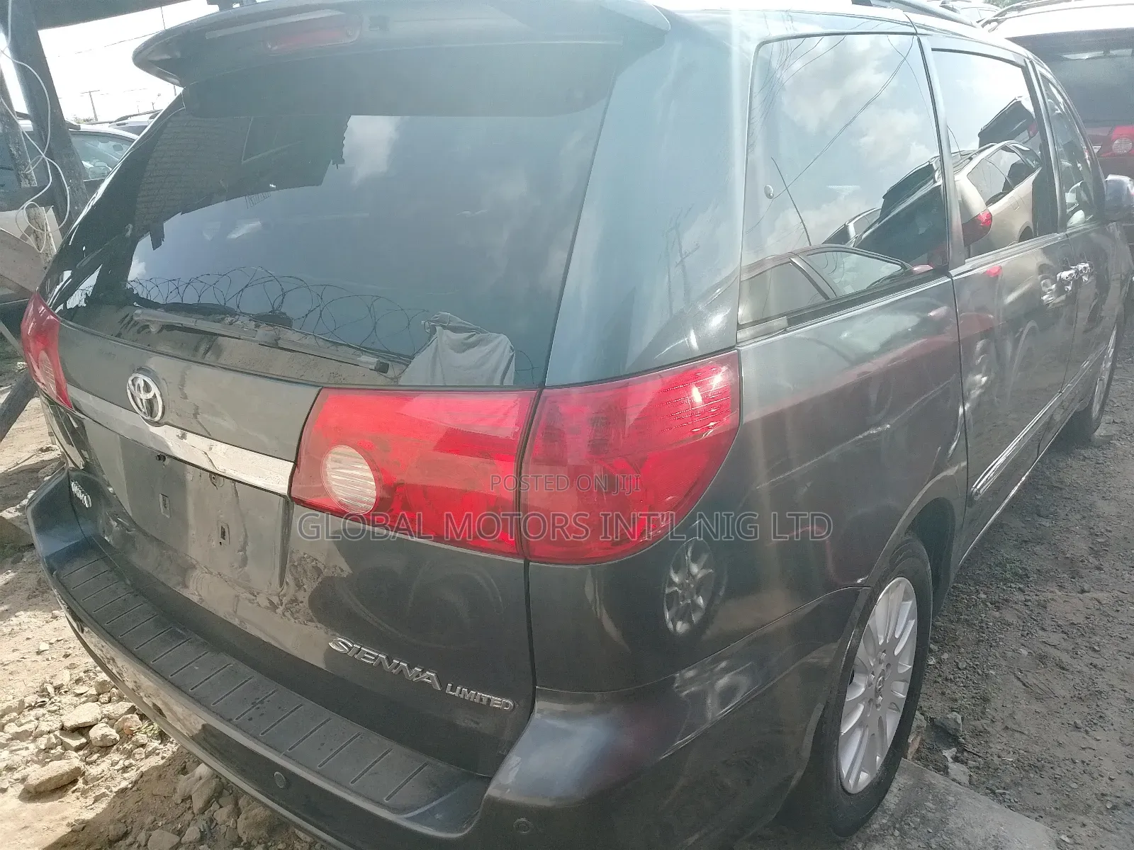 Toyota Sienna XLE Limited 4WD 2007 Gray