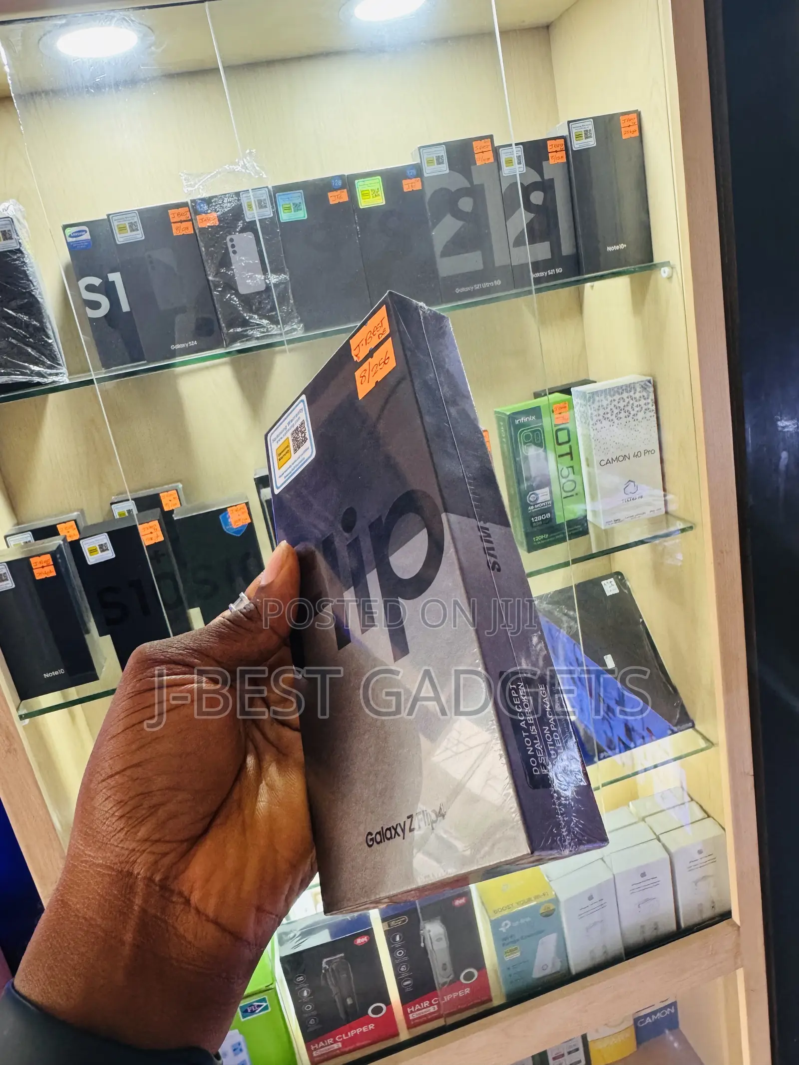 New Samsung Galaxy Z Flip4 256 GB Black
