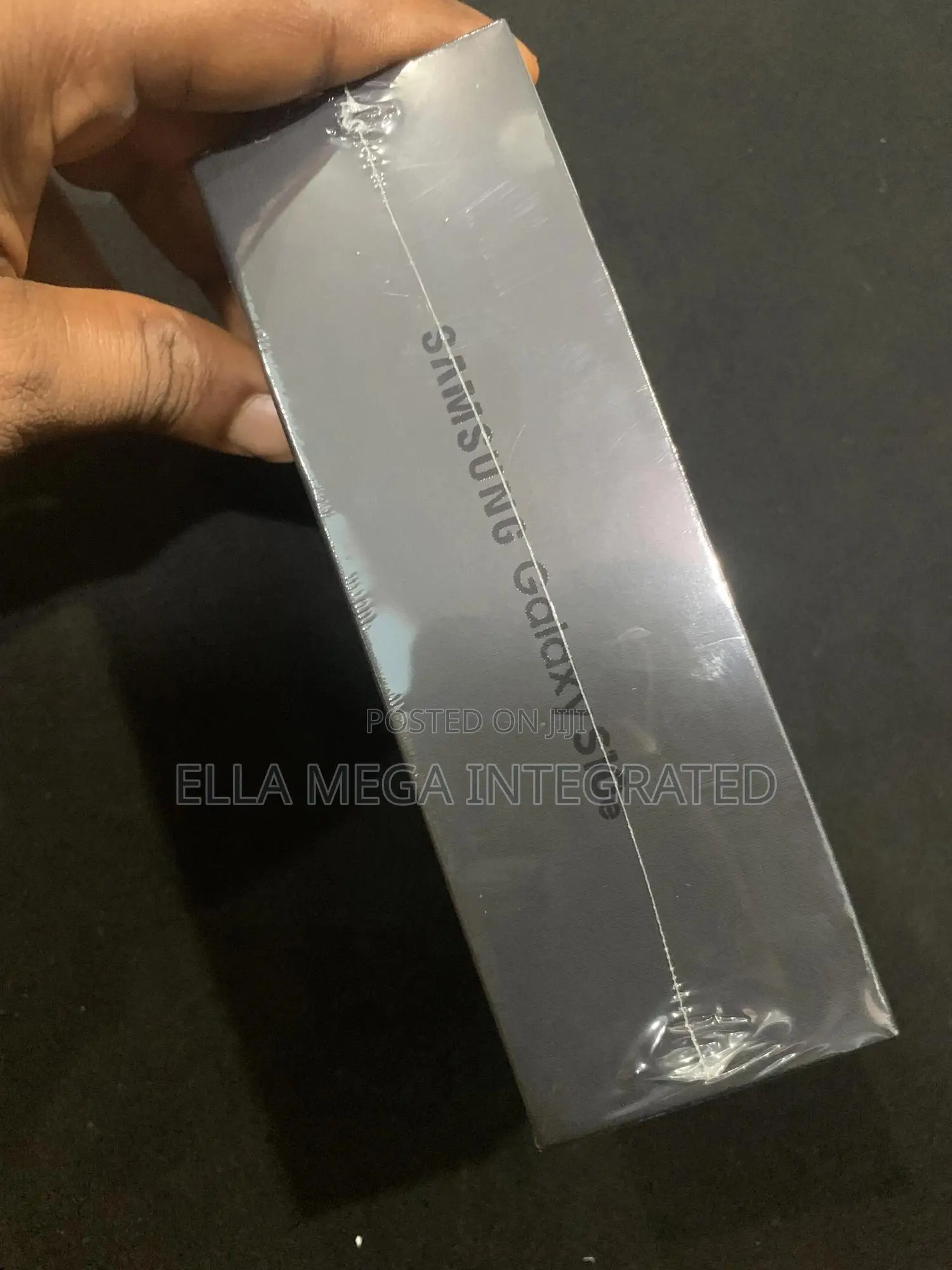 New Samsung Galaxy S10e 128 GB