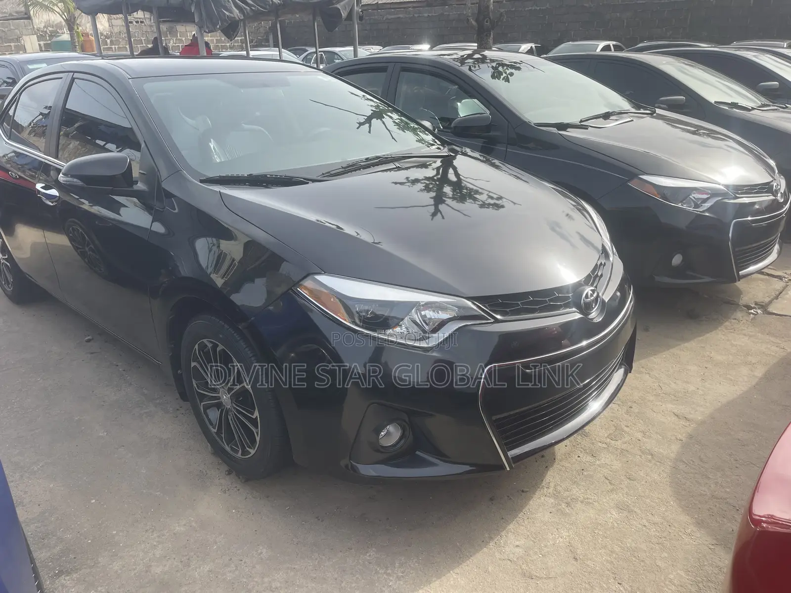 Toyota Corolla 2015 Black