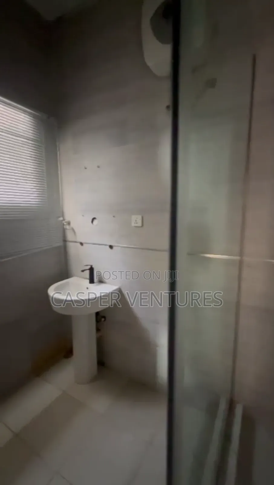 1bdrm Shared Apartment in Osapa London Gardens for rent