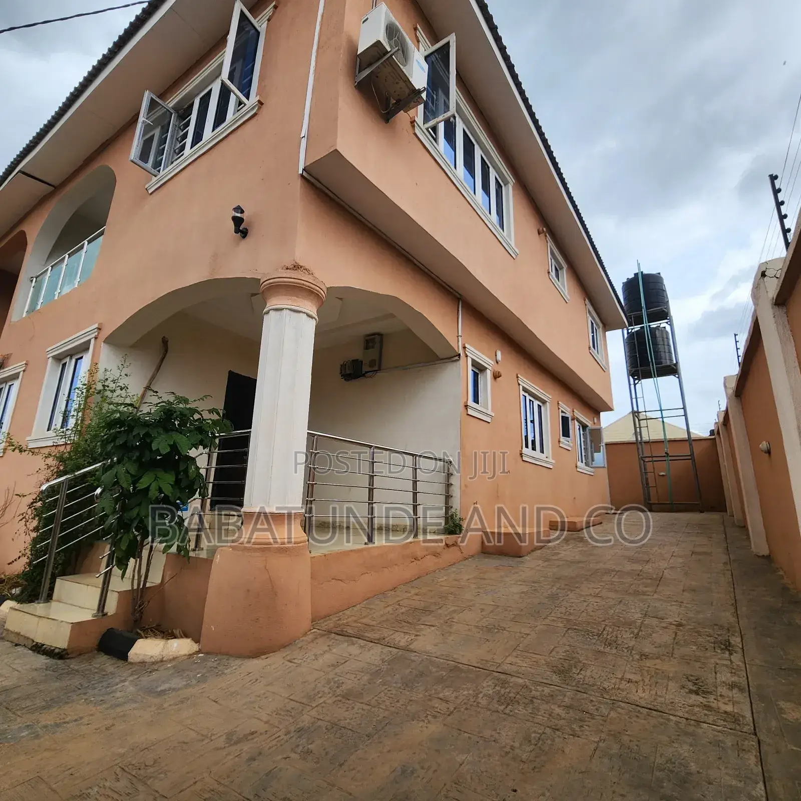 Furnished 5bdrm Duplex in Akala Express for sale