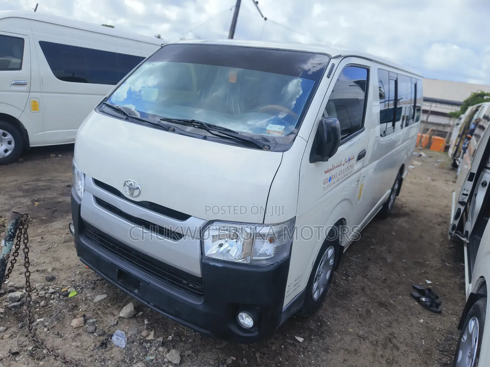 Toyota HiAce 2012 White