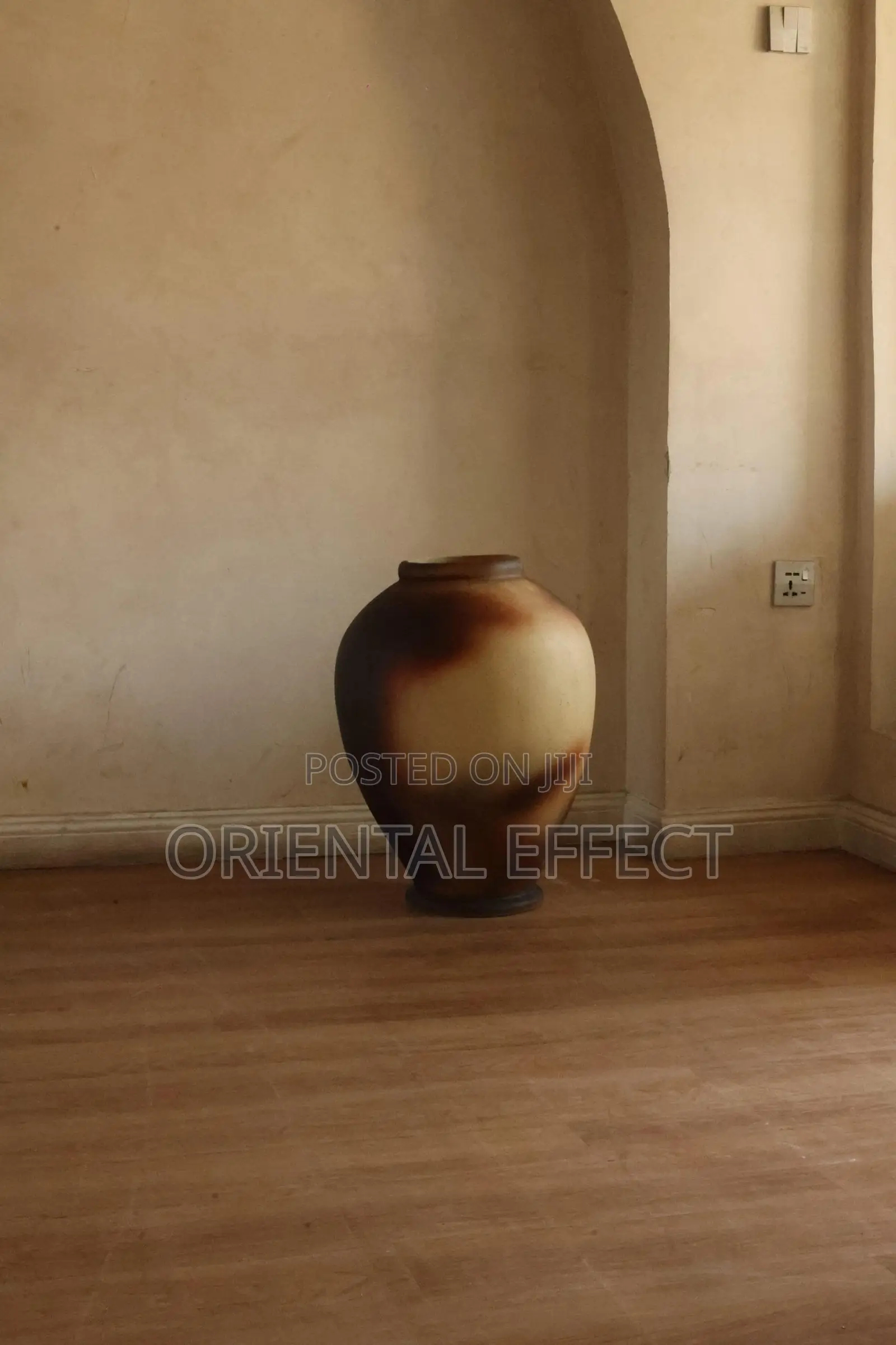Camelot Pot (Smoked Granite)