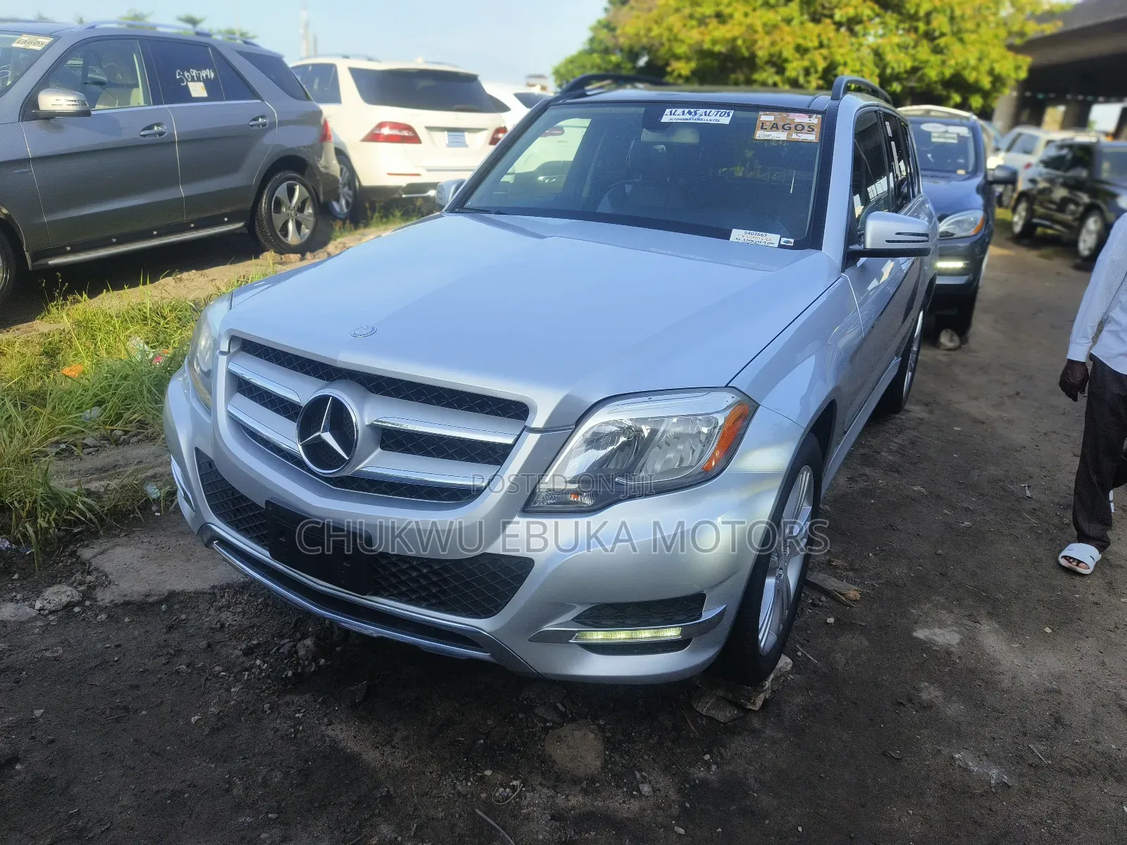 Mercedes-Benz GLK-Class Base GLK 350 4dr AWD 4MATIC (3.5L 6cyl 7A) 2015