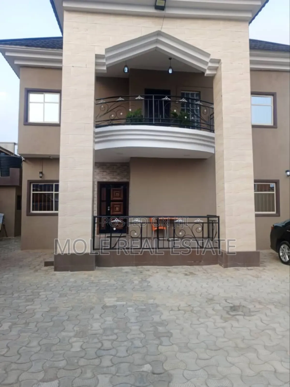 5bdrm Duplex in Harmony Estate for sale