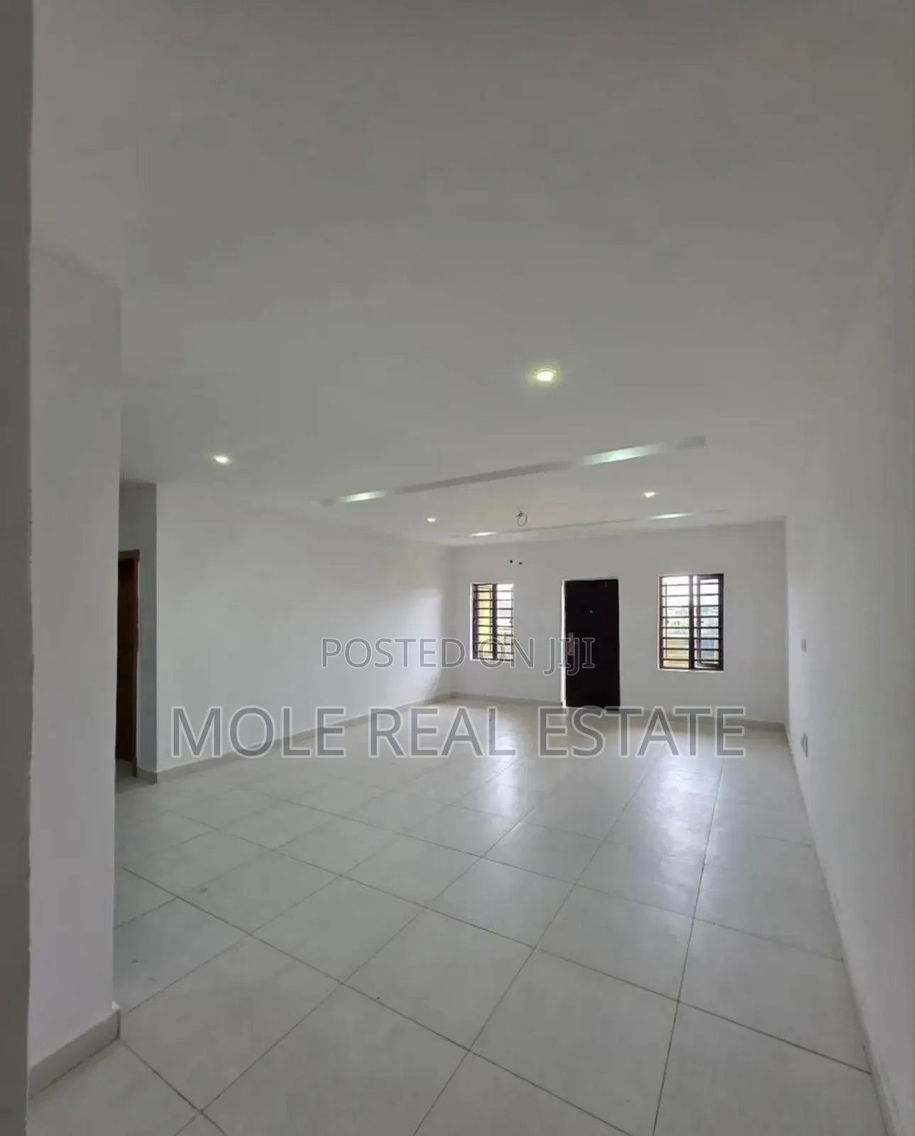 Furnished 2bdrm Apartment in Laki Phase 1, Lekki for sale