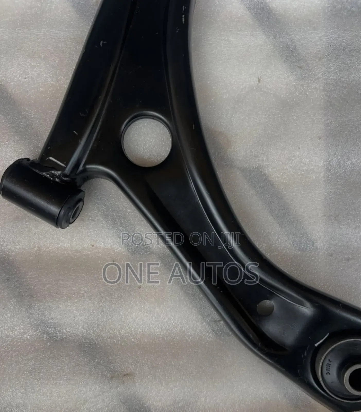 Suzuki Lower Arm Assy