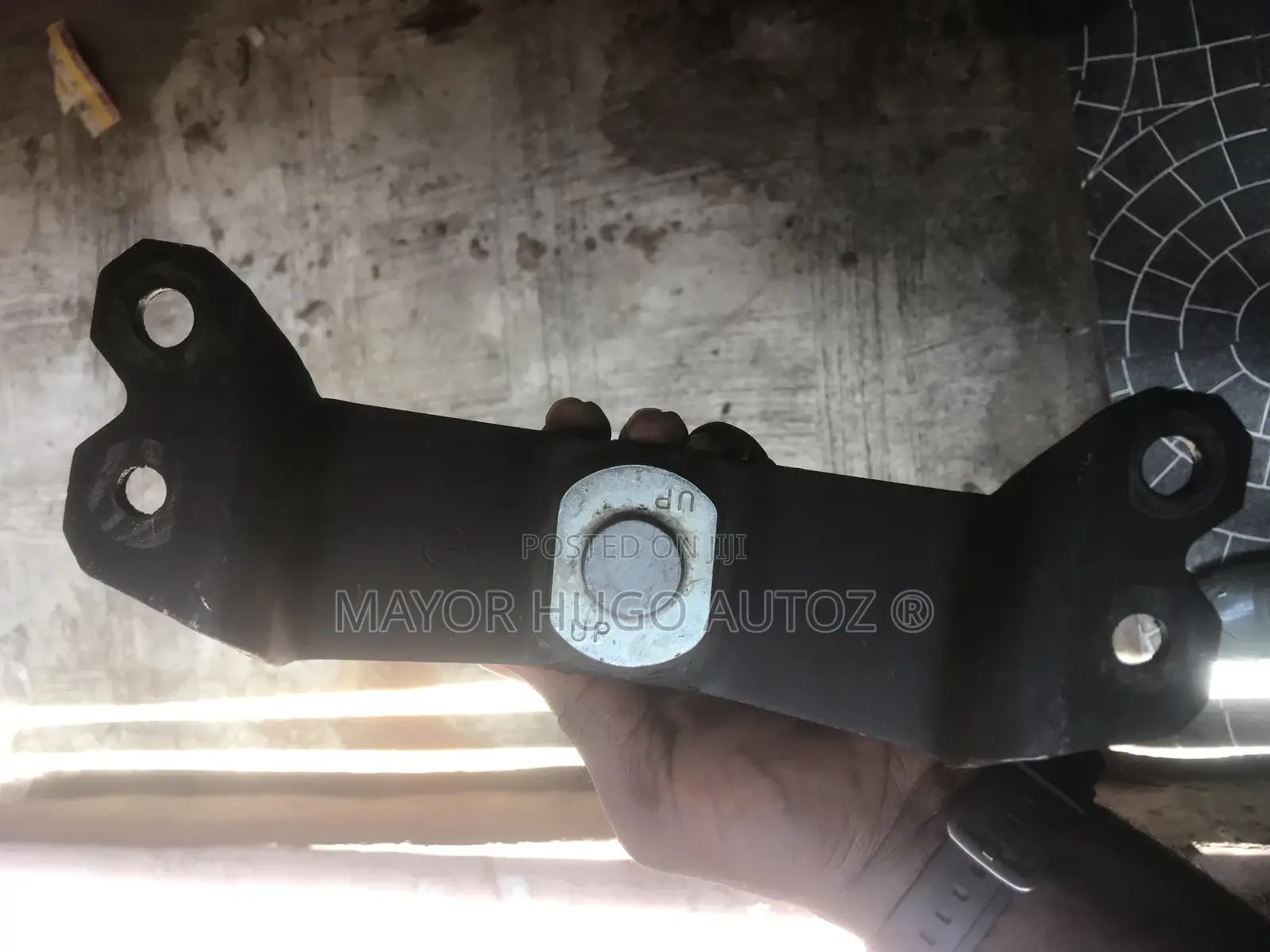 Engine Seat Hilux