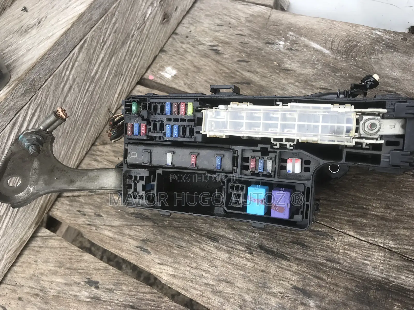 Fuse Box Toyota Hilux