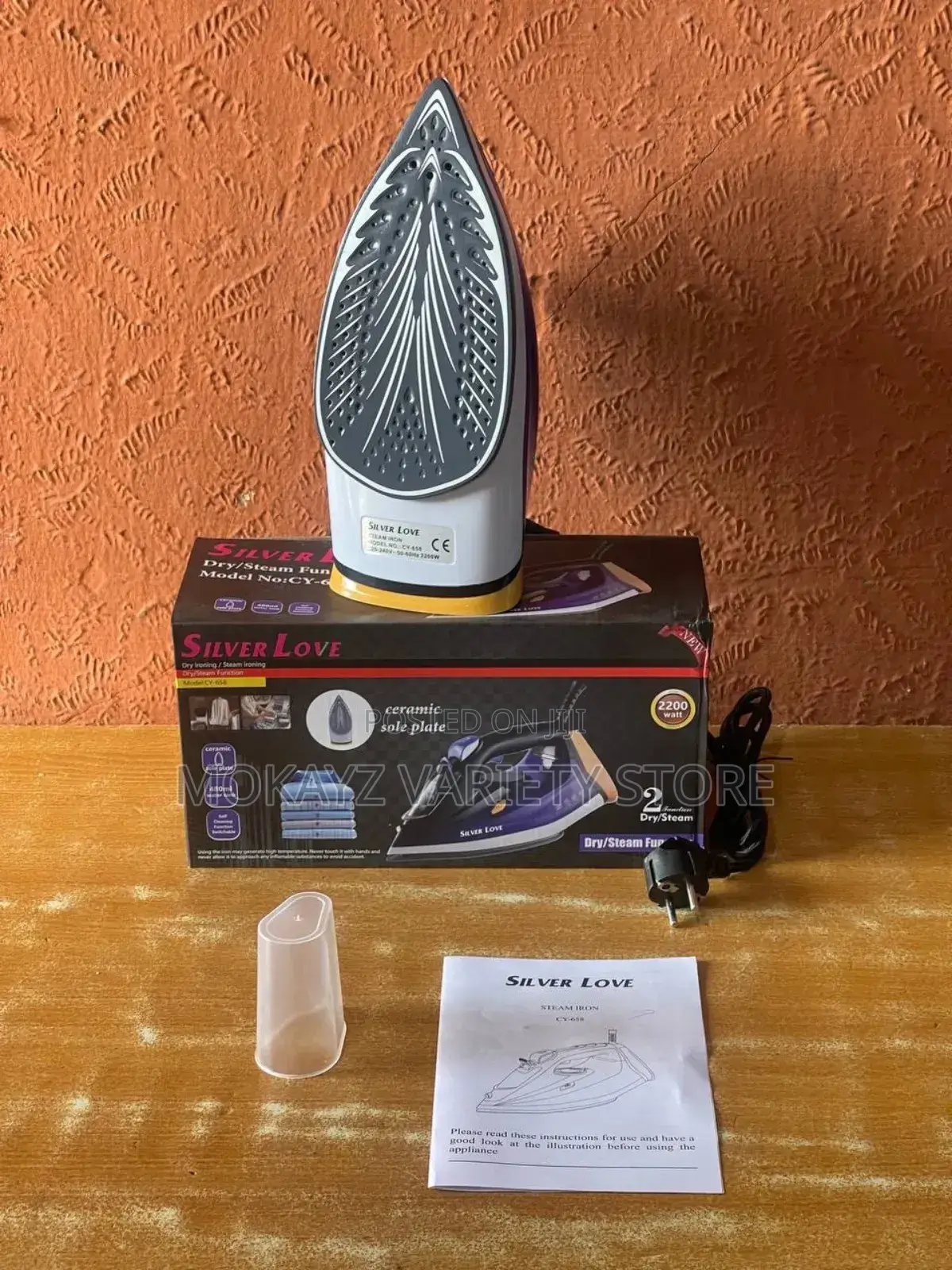 Ceramic Soleplate Steam Iron (Cy-658) - Quality Guaranteed