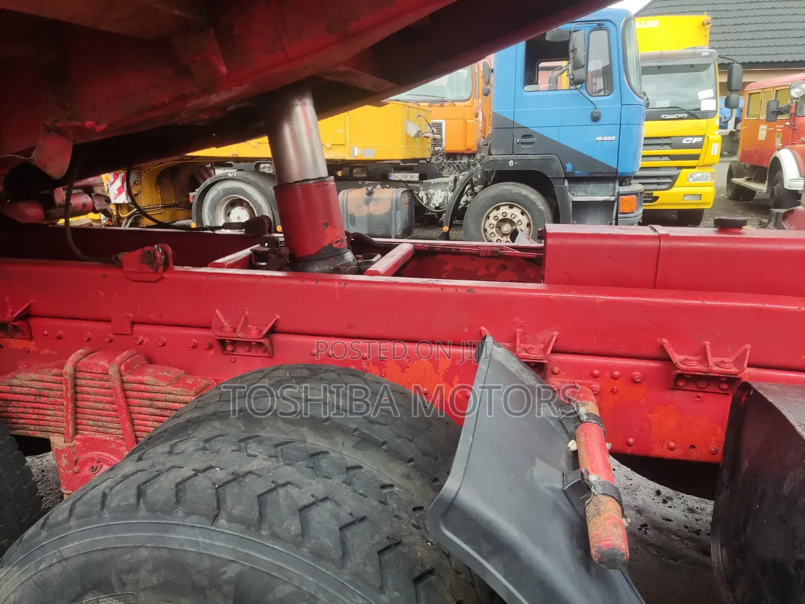 Man Diesel Truck 10 Tyres