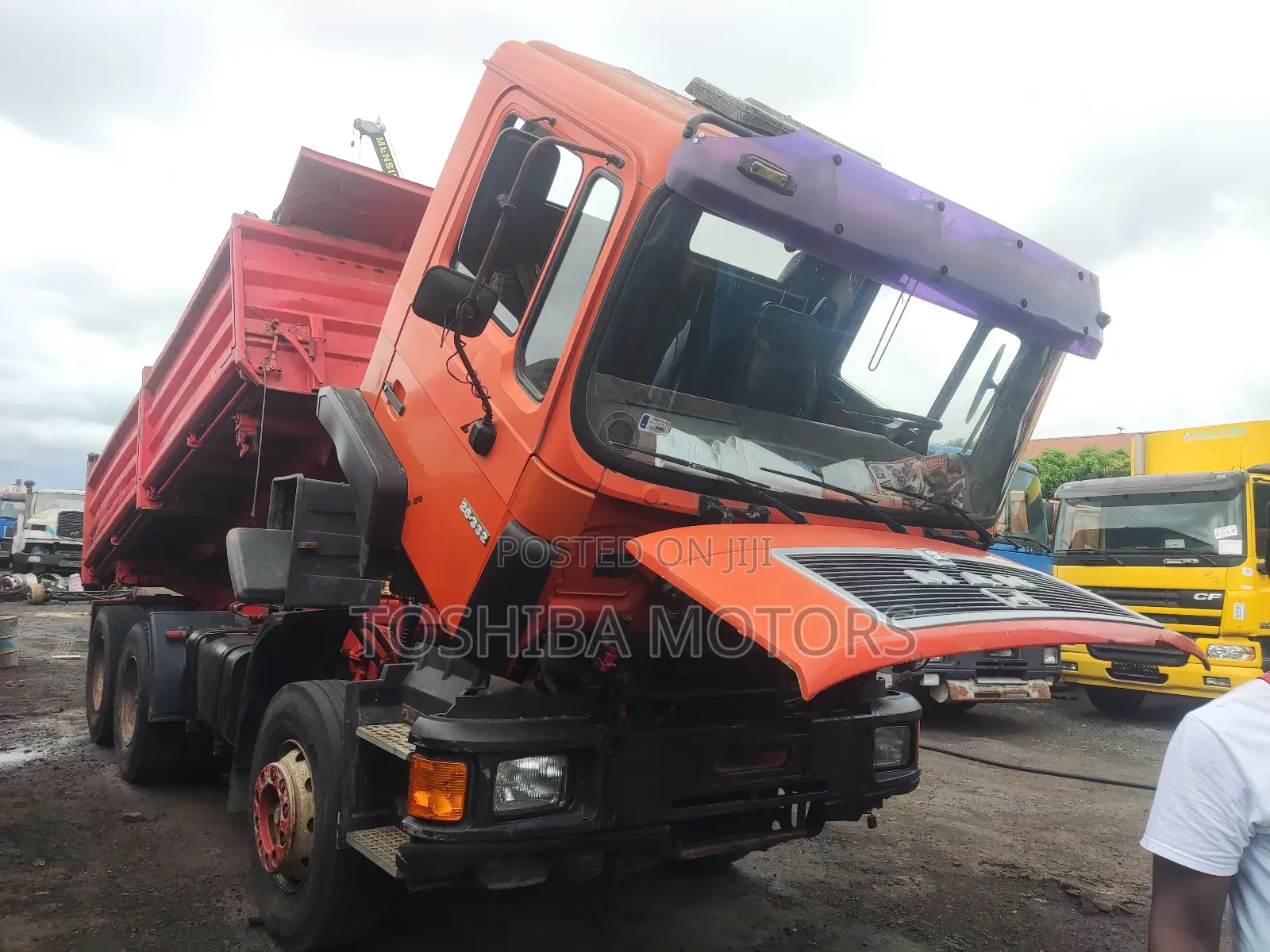Man Diesel Truck 10 Tyres
