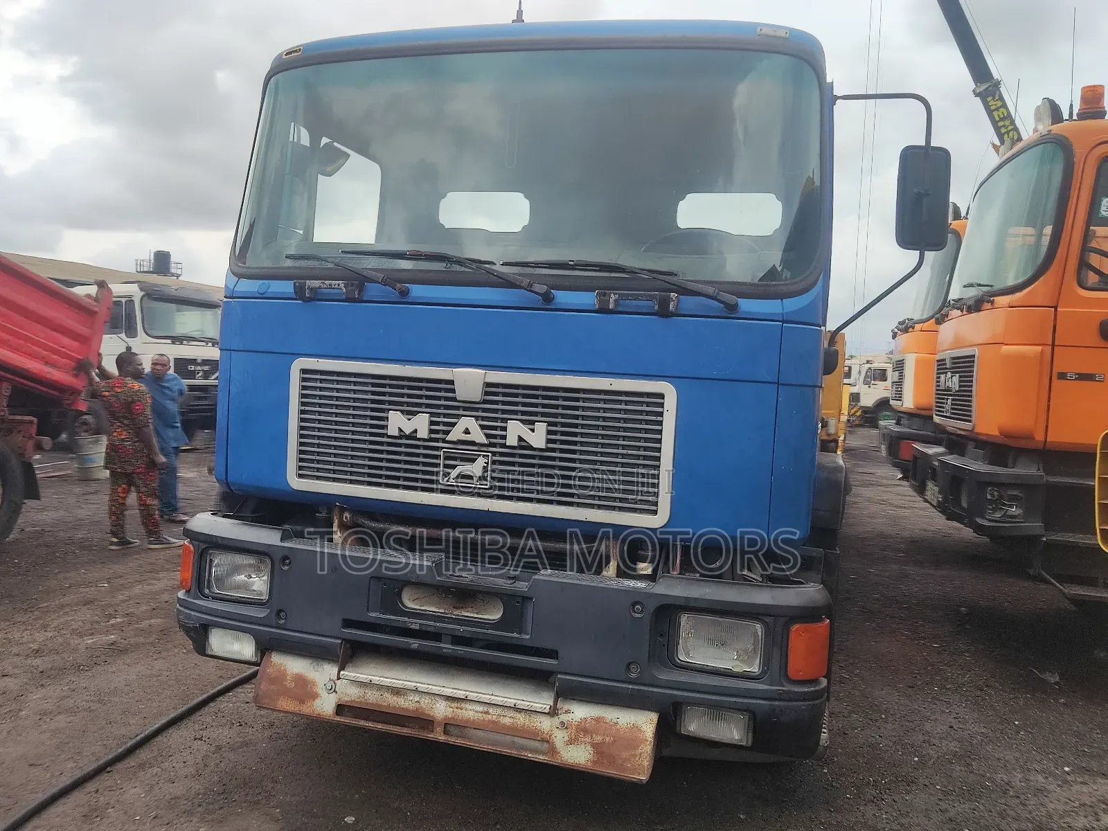 Low Bed Truck