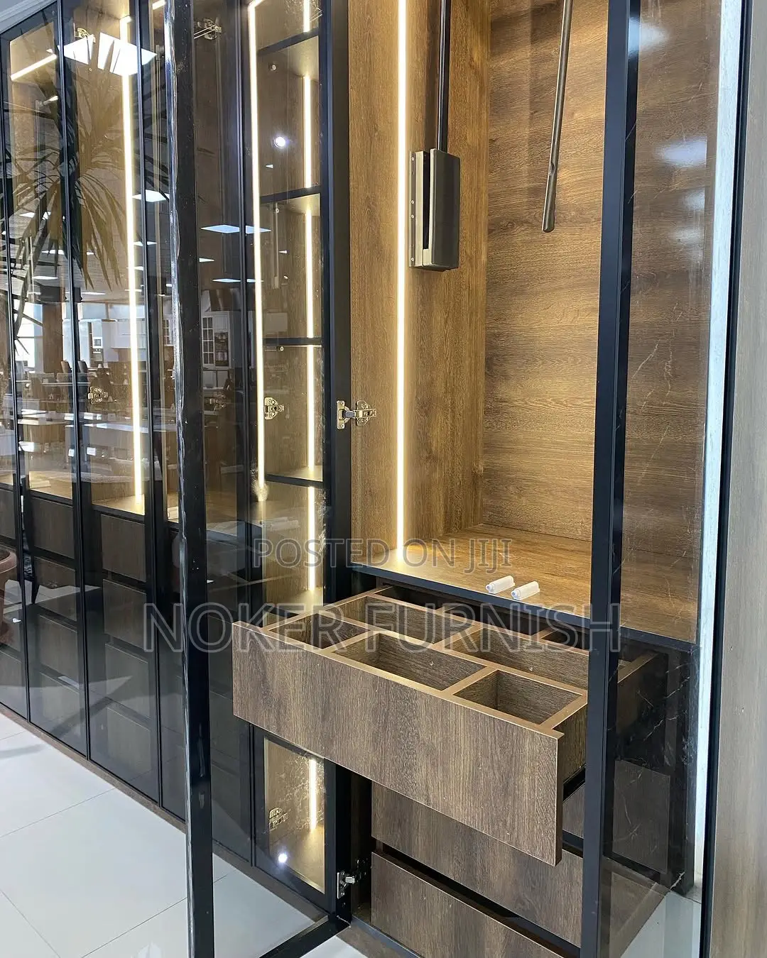 Closet Wardrobes With Light
