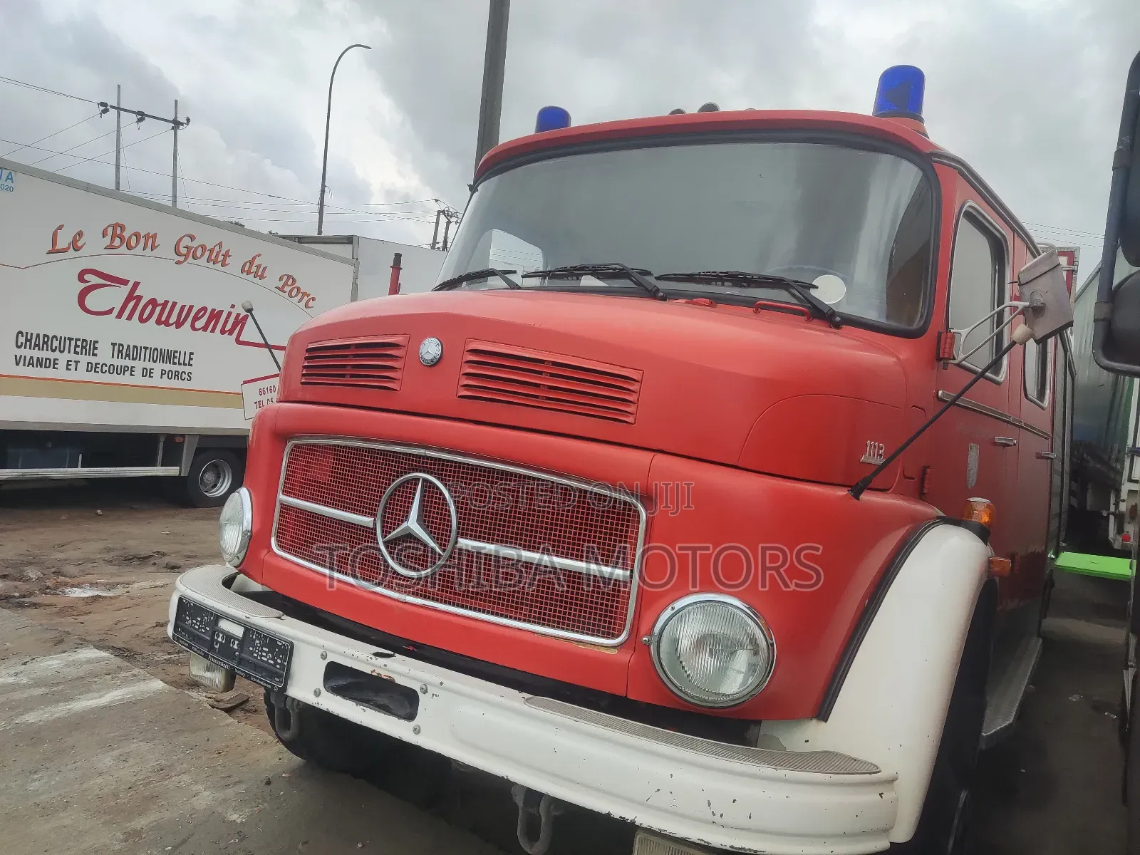 Fire Fighting Truck 1113