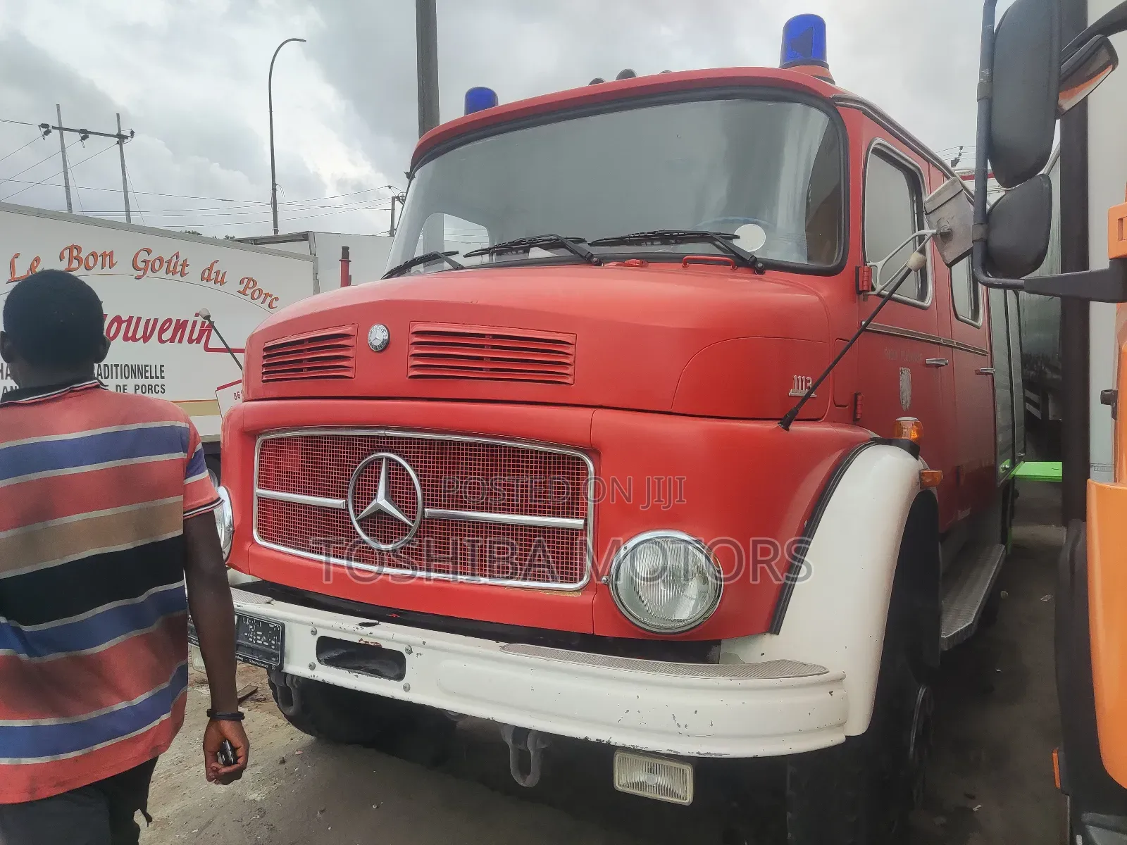 Fire Fighting Truck 1113