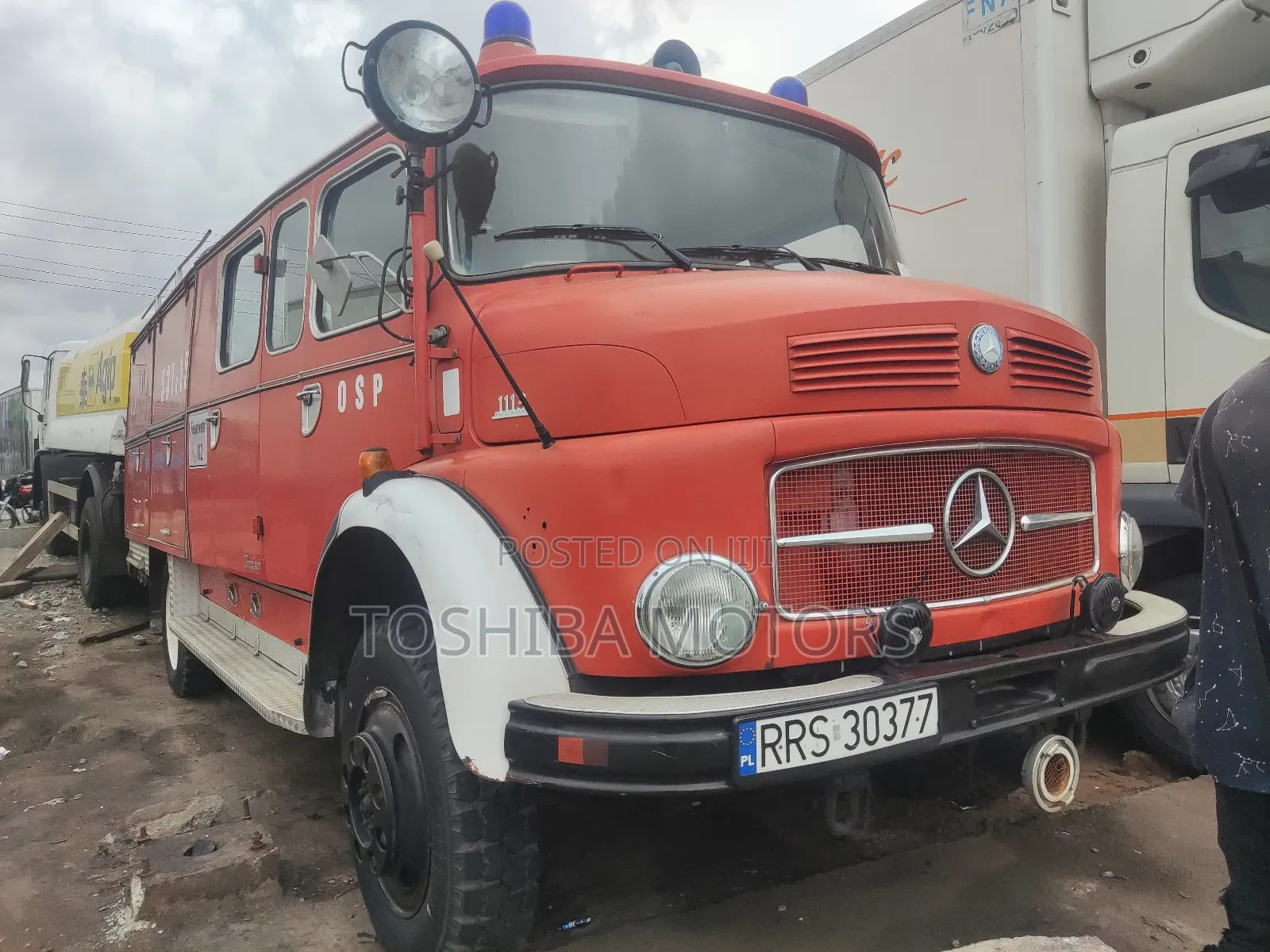 1113 Fire Service Truck