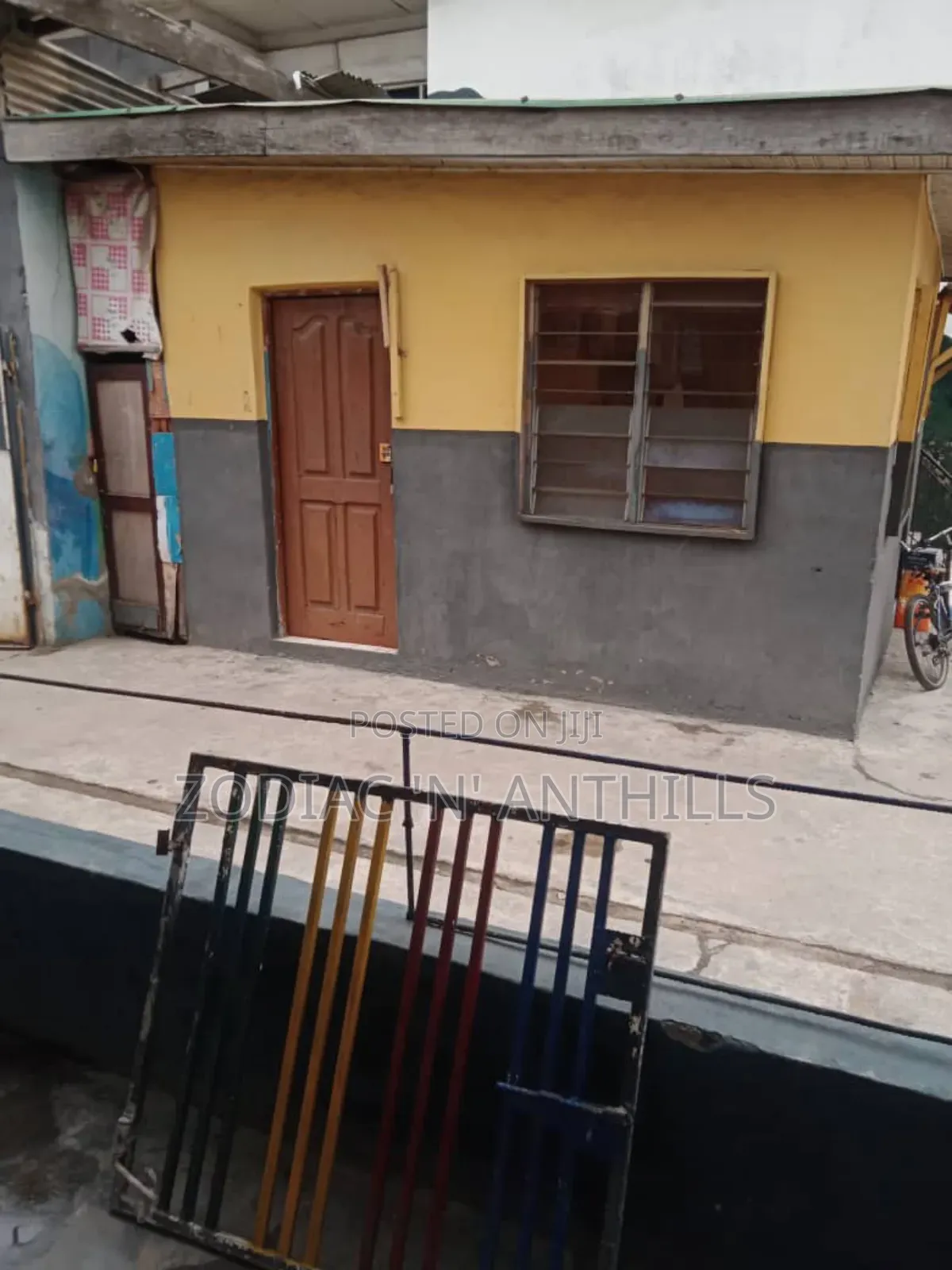 Large Block of Flat on 2 Plots at Daleko Mushin