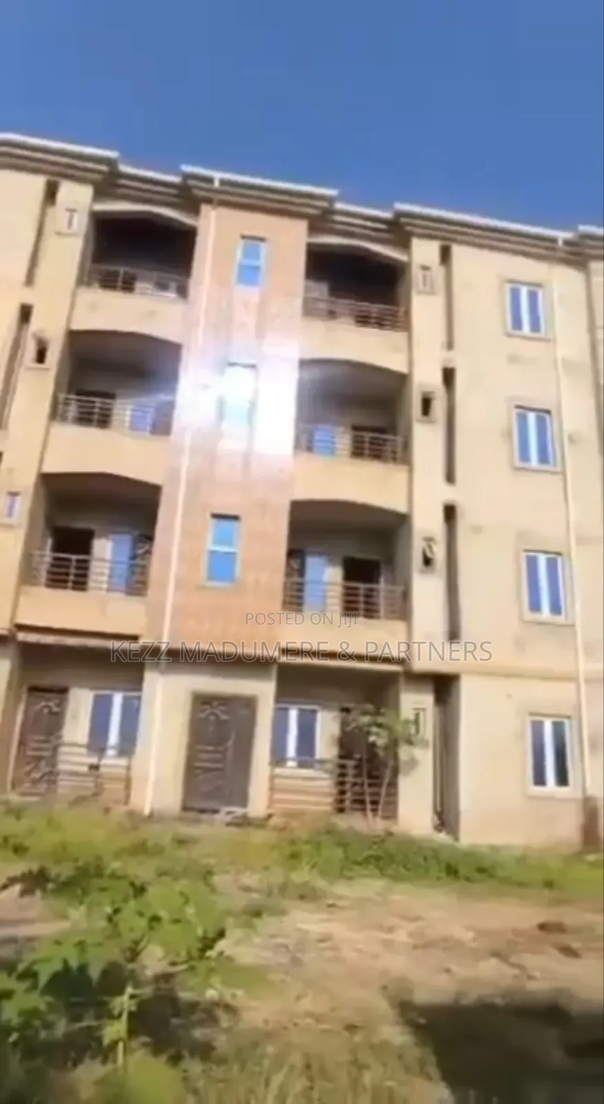 20bdrm Block of Flats in Monarch , Enugu , for sale