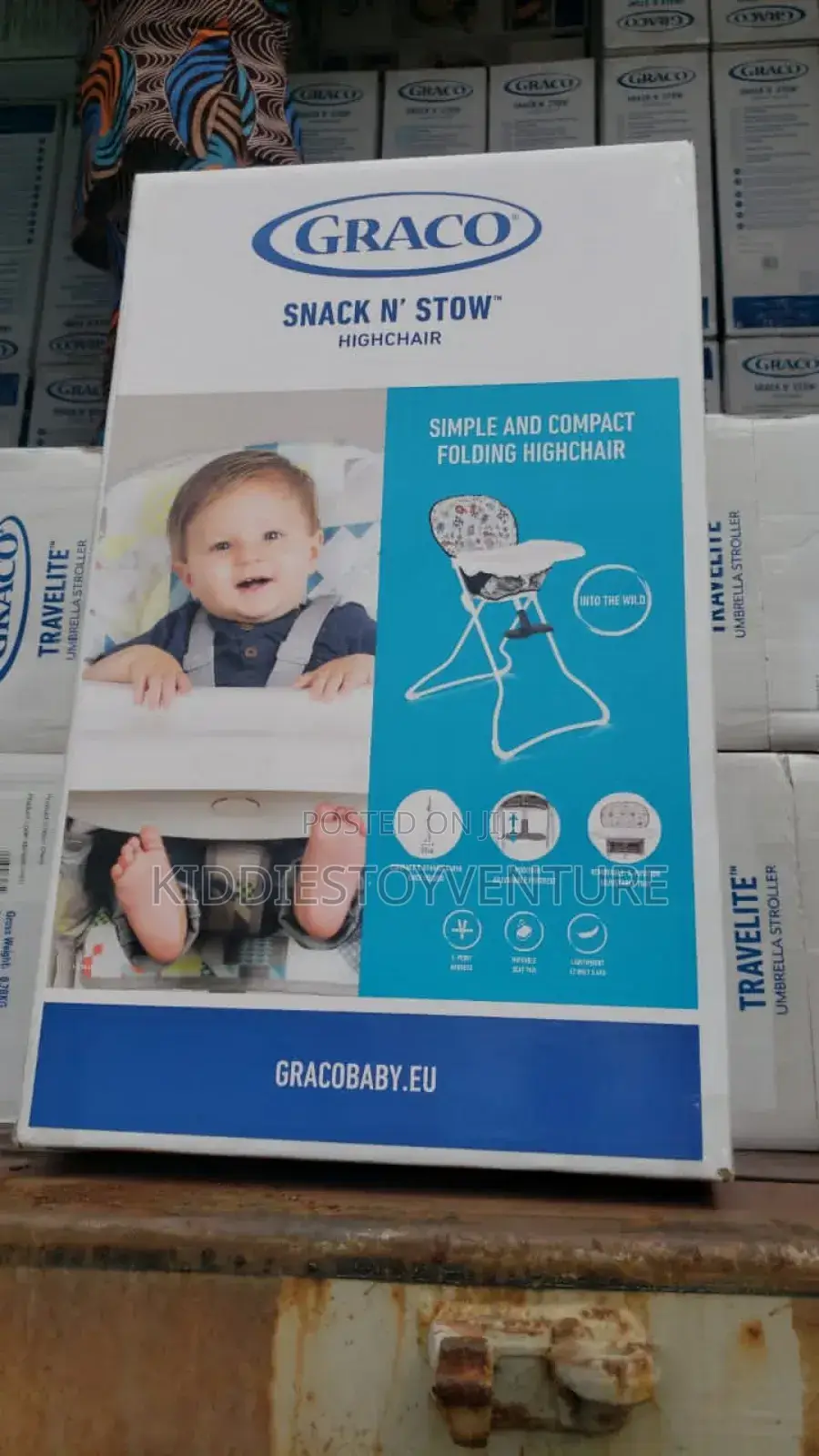 Graco Snack N' Stow Highchair, for Babies and Toddlers