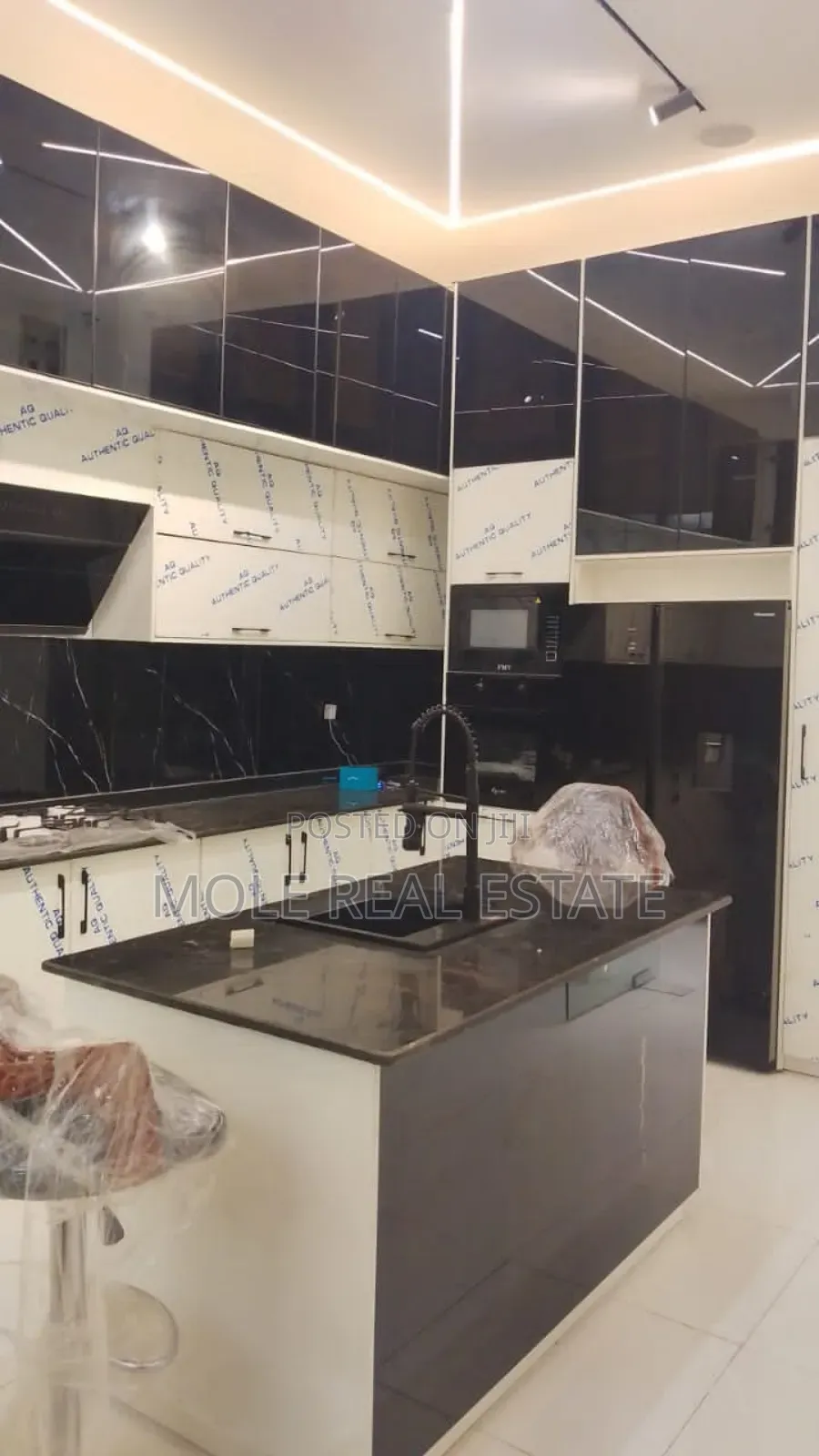 Furnished 5bdrm Duplex in Chevron Drive for sale