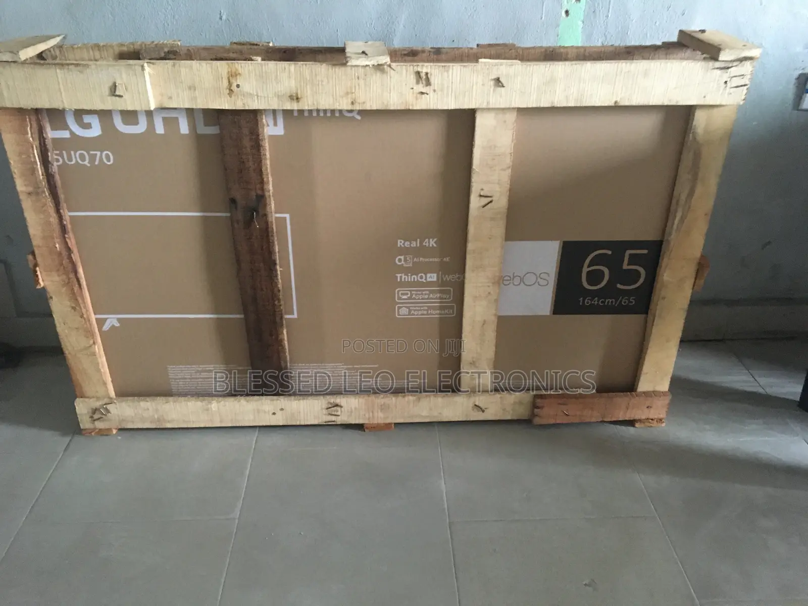 50 Inches Smart Tv With Netflix Bluetooth and Other Apps Etc