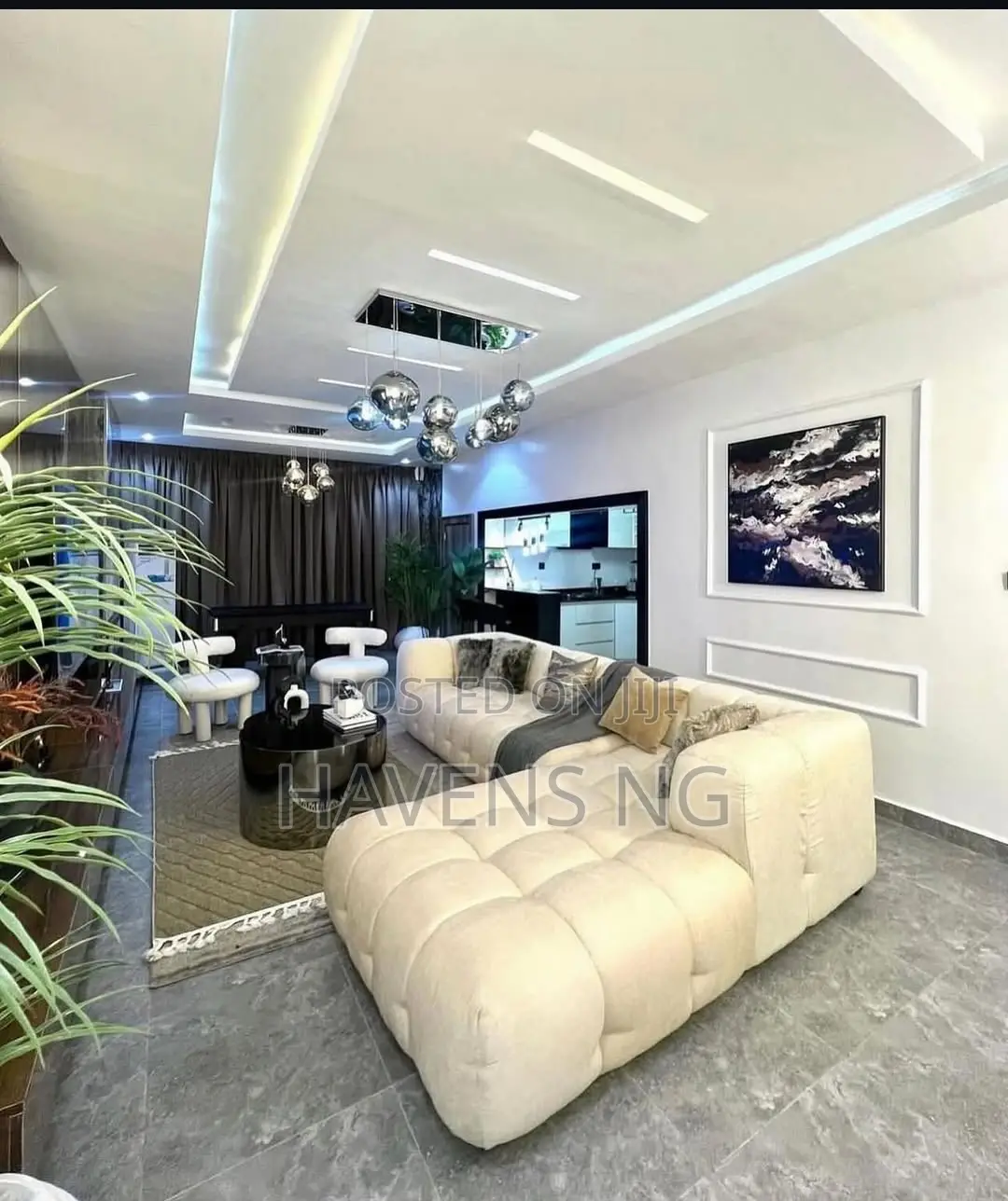 Luxury 1-Bedroom Shortlet Apartment