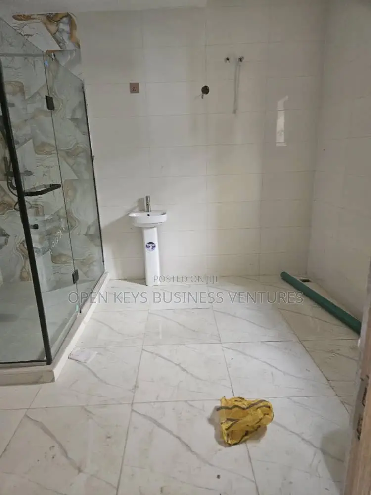 Furnished 4bdrm Duplex in Oluyole Near 7Up for sale