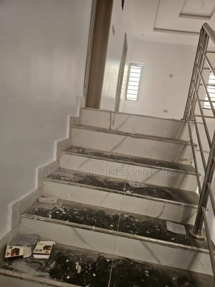 Furnished 4bdrm Duplex in Oluyole Near 7Up for sale