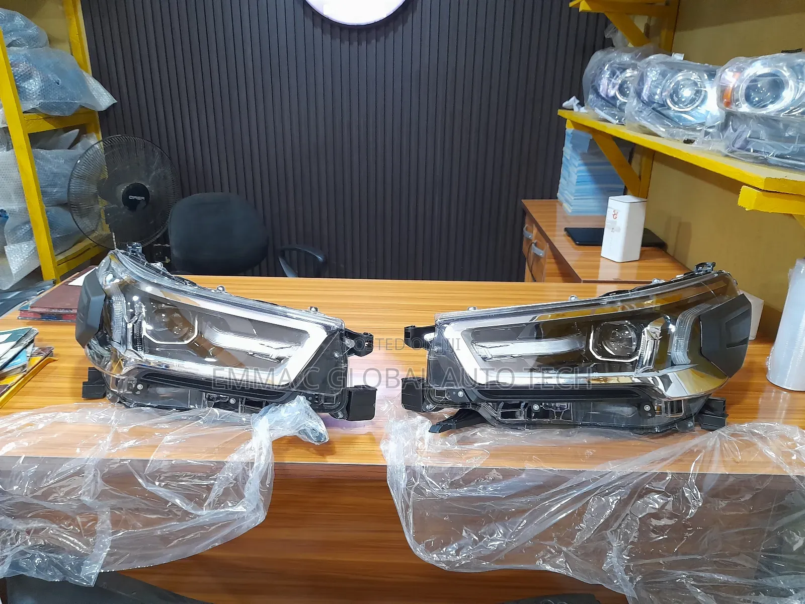 Headlamp Toyota Hilux 2020