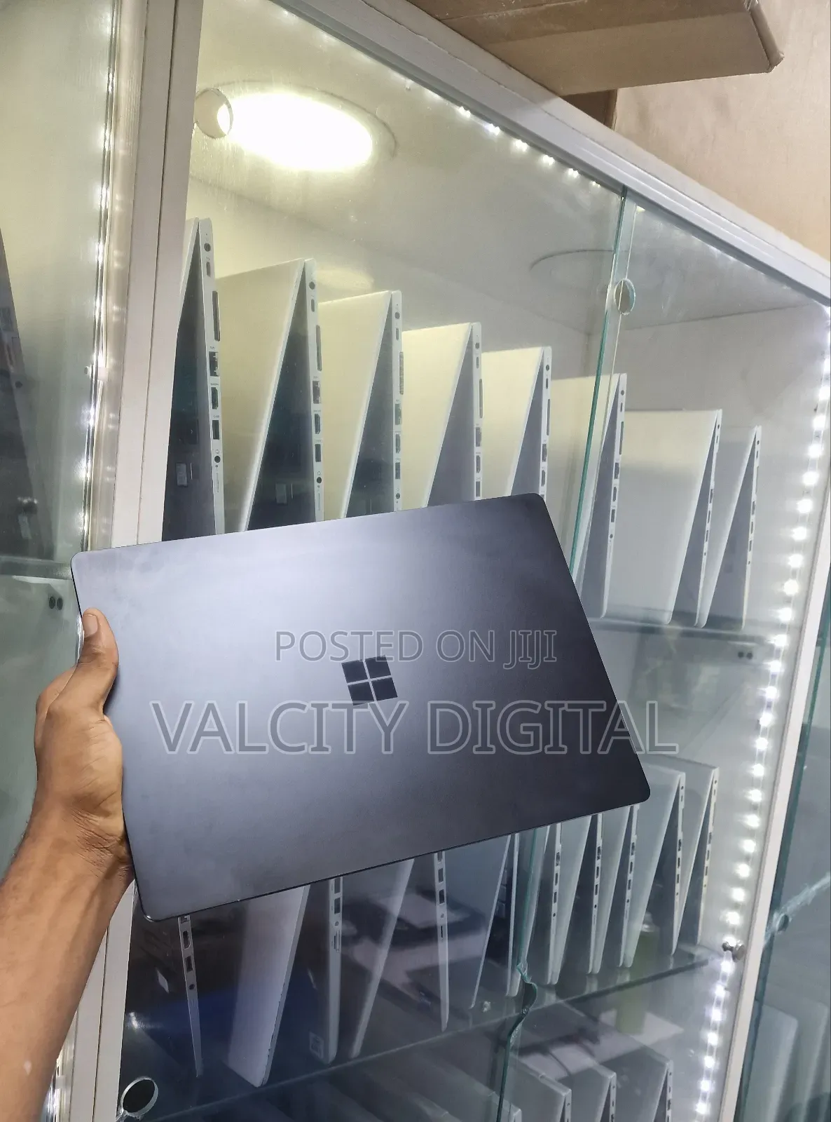 Laptop Microsoft Surface Laptop 5 16GB Intel Core i7 SSD 512GB