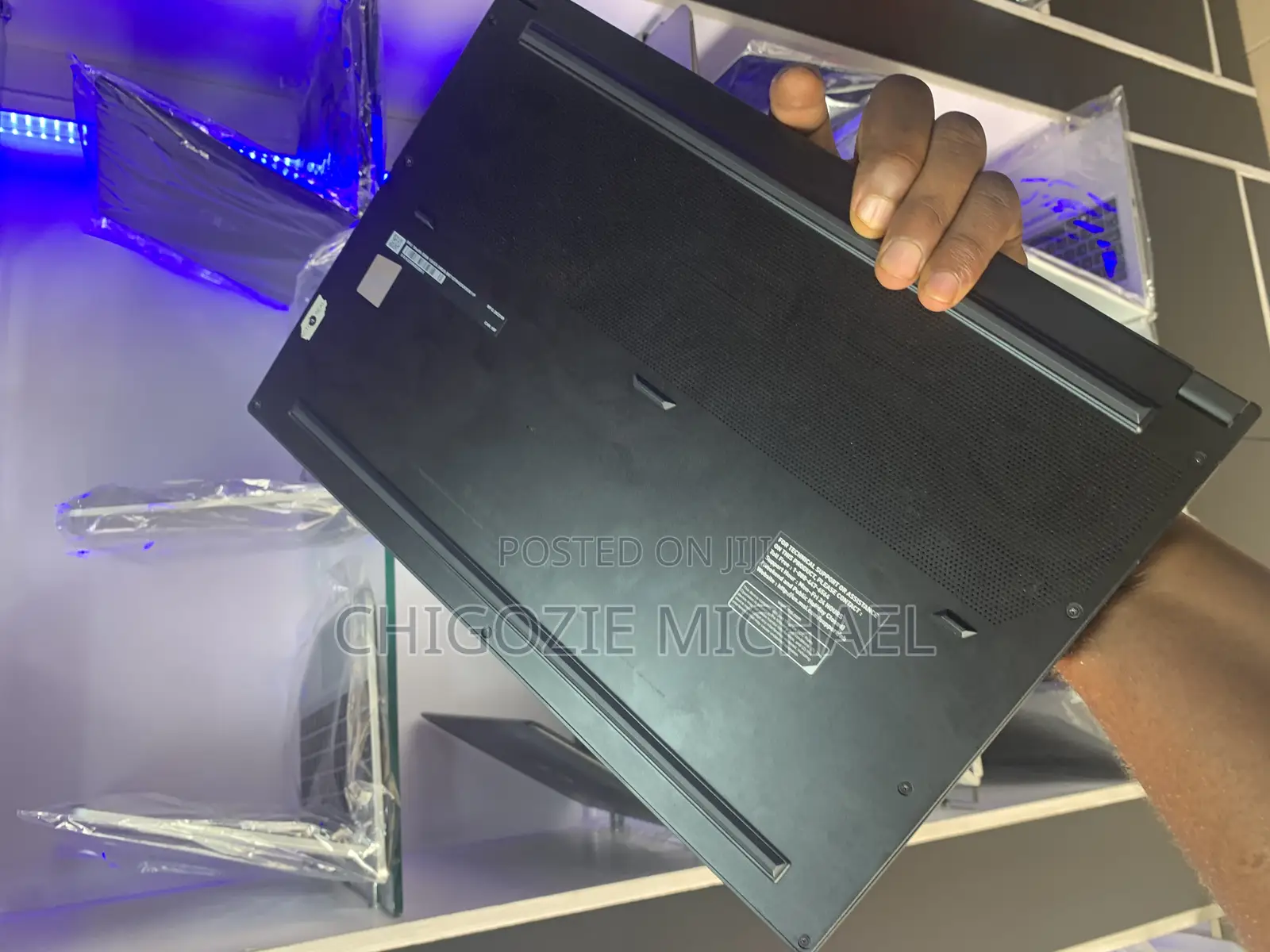 Laptop MSI Stealth GS77 32GB Intel Core I7 SSD 1T