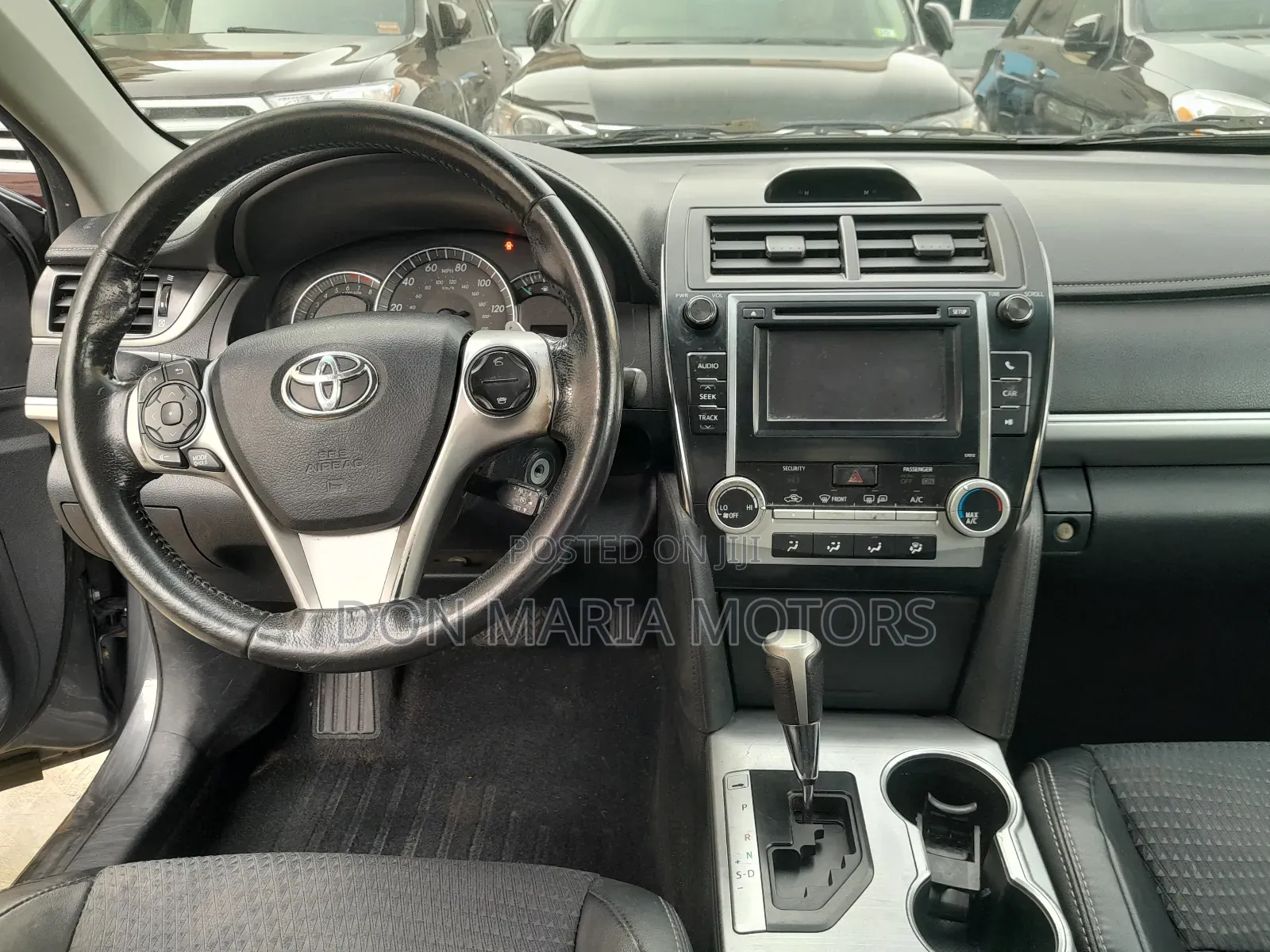 Toyota Camry SE 4dr Sedan (2.5L 4cyl 6A) 2012 Gray
