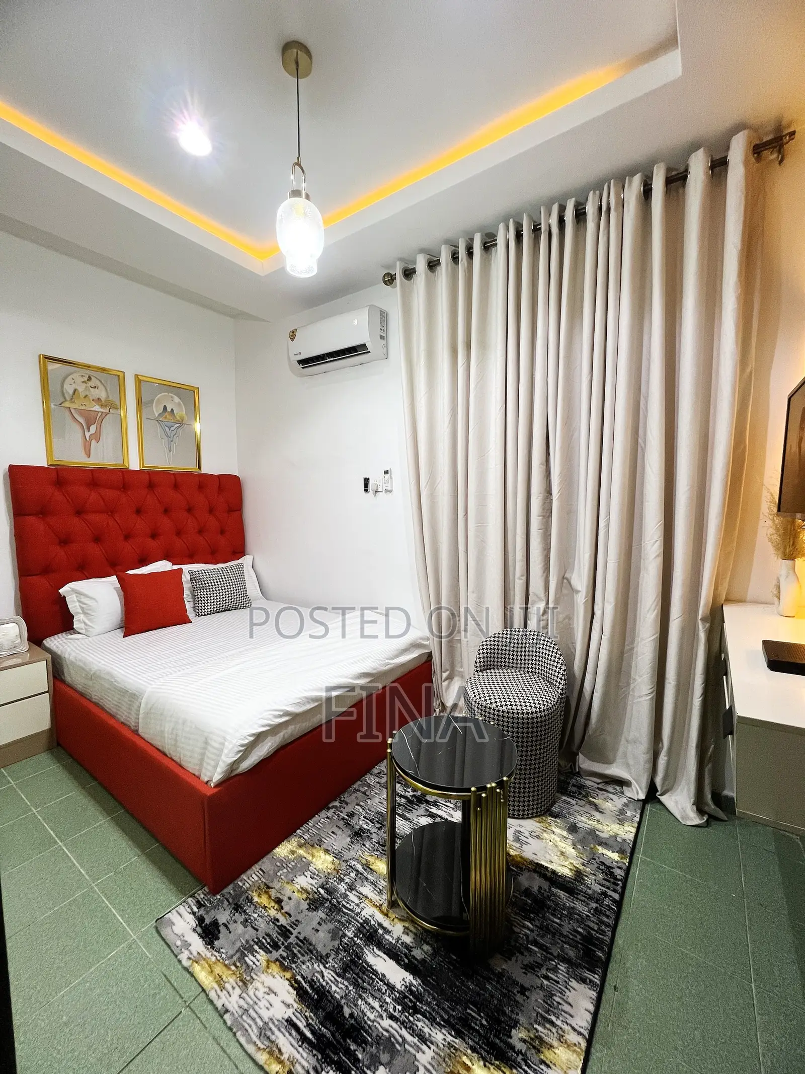 Studio Apartment
