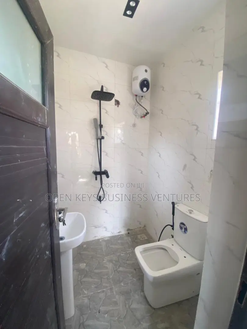 Furnished 2bdrm Block of Flats in Bogije for sale
