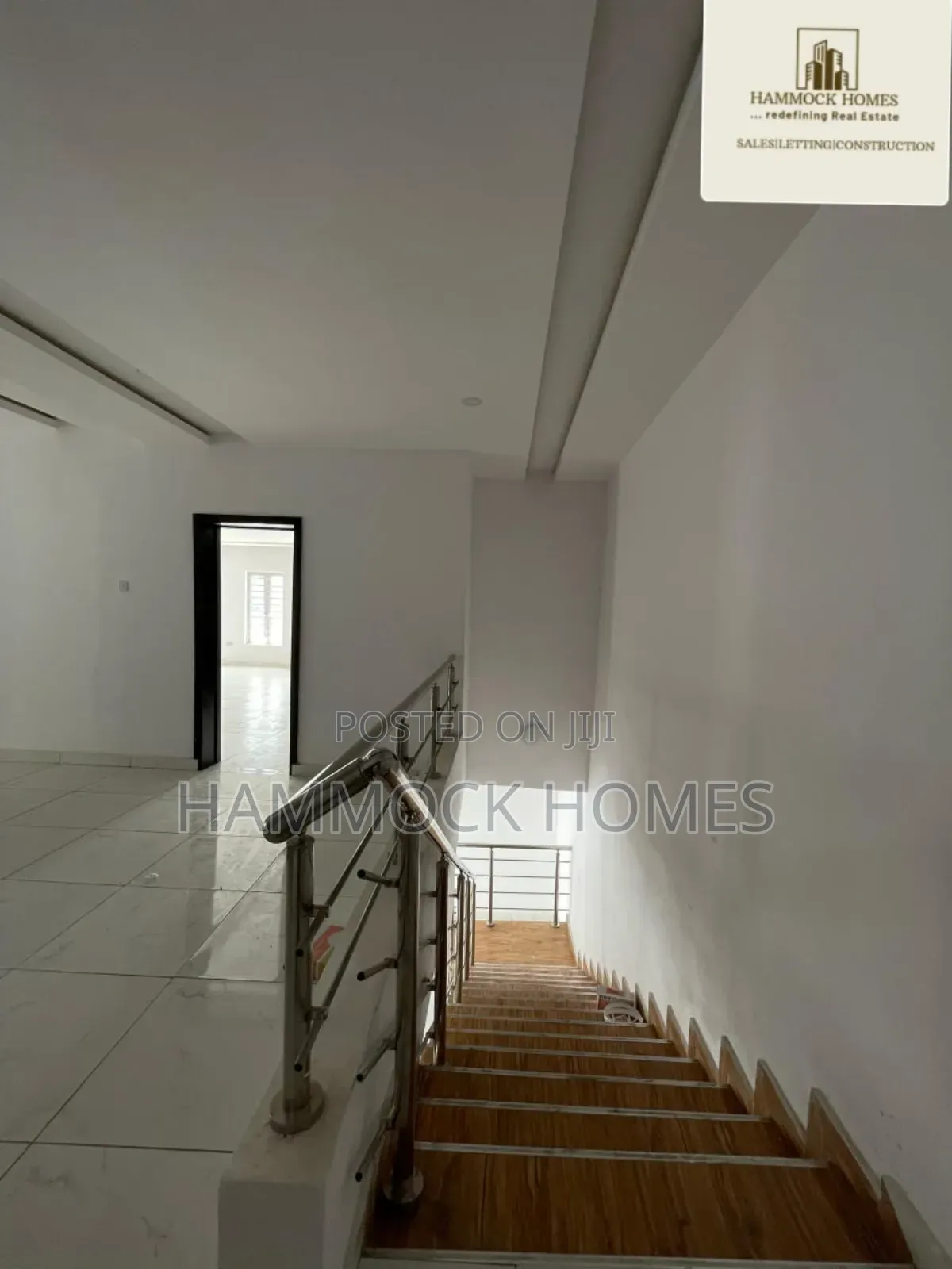 4bdrm Duplex in Jericho Gra for sale