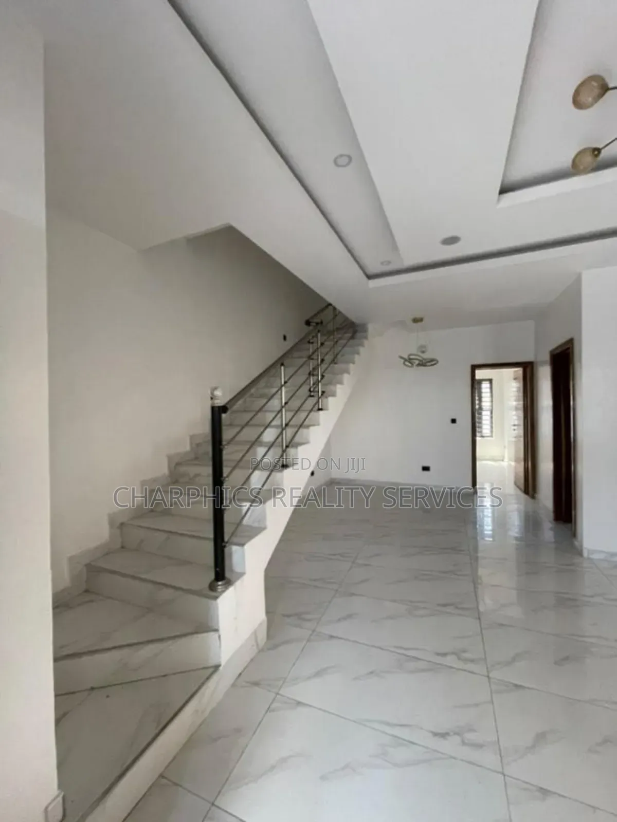 4bdrm Duplex in Lekki Phase 2 for sale
