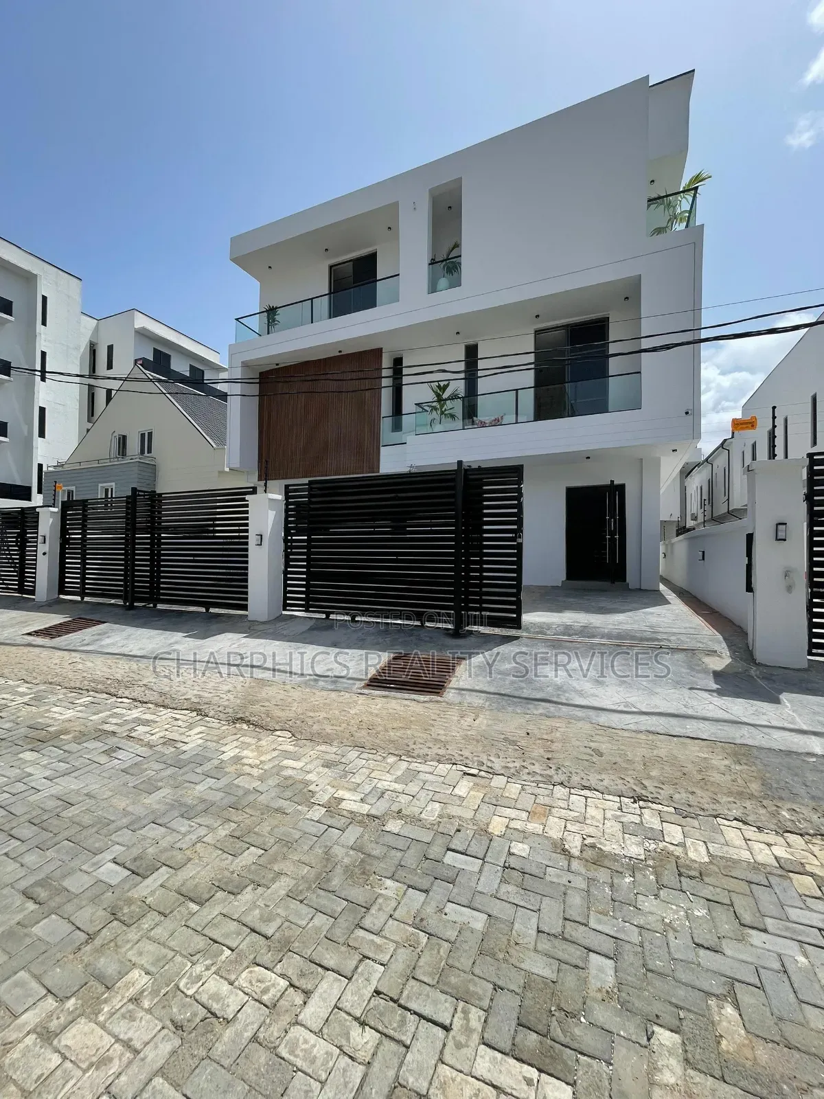 4bdrm Duplex in Ikate for sale