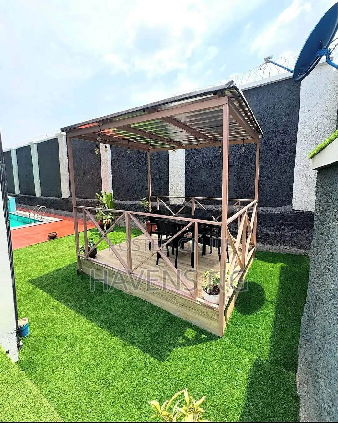 Luxury 2-Bedroom Maisonette With Cinema, Outdoor Cabana