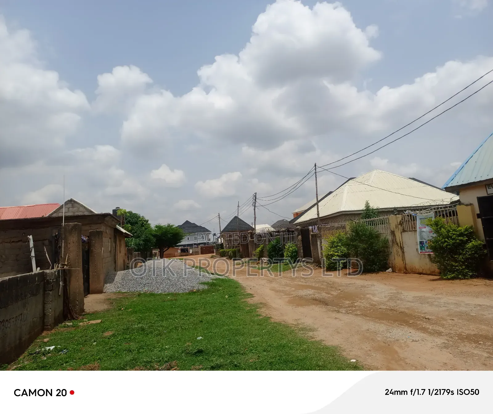3bdrm Block of Flats in Chigakwere Kubwa for sale